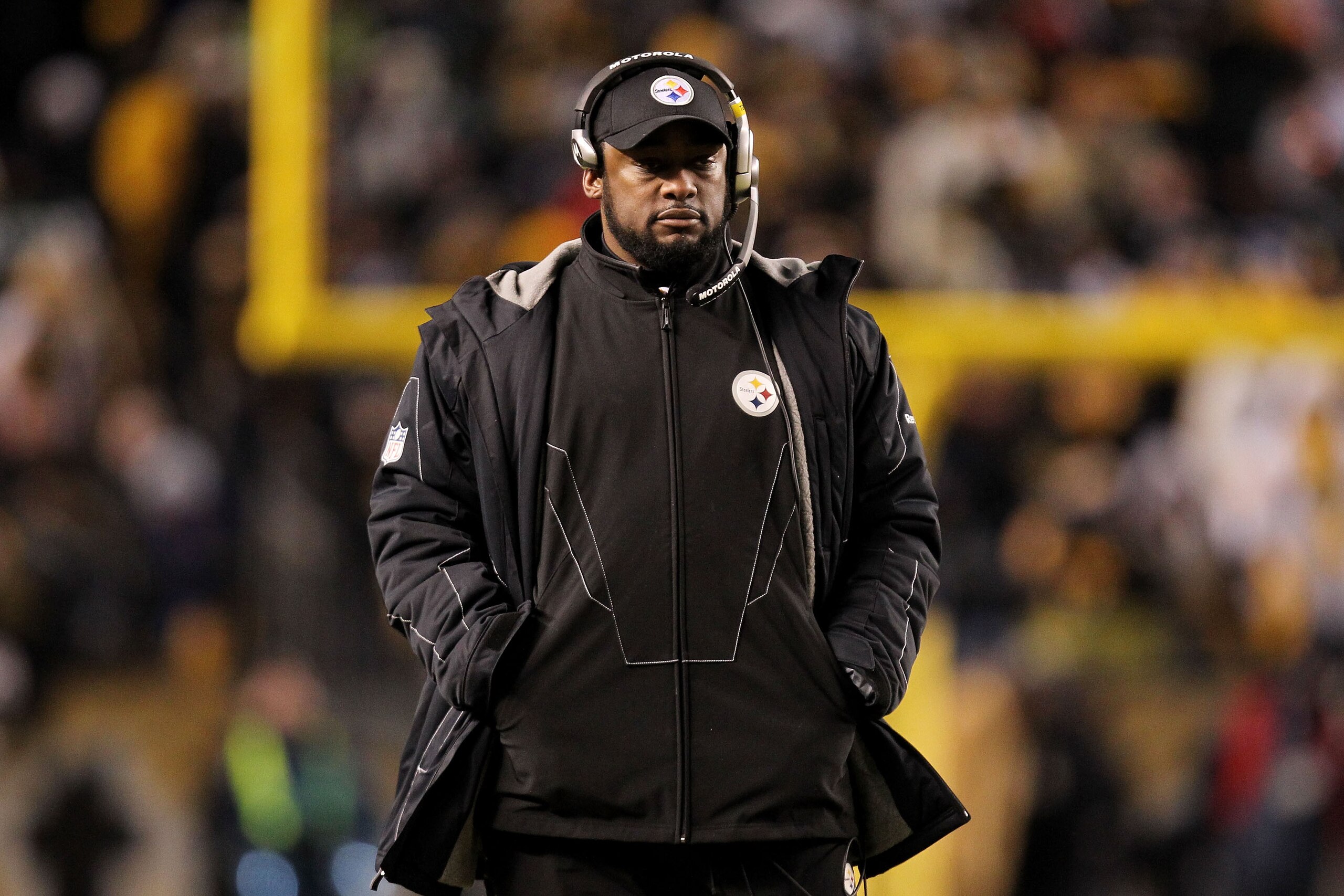 PITTSBURGH, PA - JANUARY 23:  Head coach Mike Tomlin of the Pittsburgh Steelers looks on against the New York Jets during the 2011 AFC Championship game at Heinz Field on January 23, 2011 in Pittsburgh, Pennsylvania.  (Photo by Ronald Martinez/Getty Image