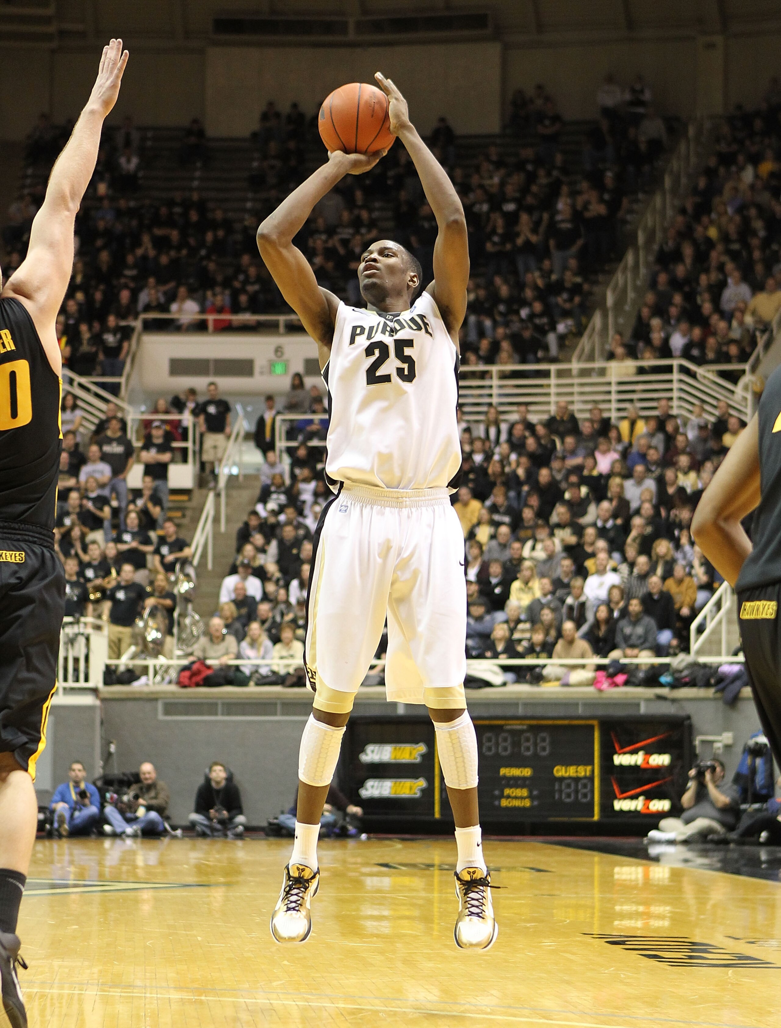 WEST LAFAYETTE, IN - JANUARY 09: JaJuan Johnson #25 of the Purdue Boilermakers shoots the ball during the Big Ten Conference game against the Iowa Hawkeyes at Mackey Arena on January 9, 2011 in West Lafayette, Indiana. Purdue won 75-52. (Photo by Andy WEST LAFAYETTE, IN - JANUARY 09: JaJuan Johnson #25 of the Purdue Boilermakers shoots the ball during the Big Ten Conference game against the Iowa Hawkeyes at Mackey Arena on January 9, 2011 in West Lafayette, Indiana. Purdue won 75-52. (Photo by Andy