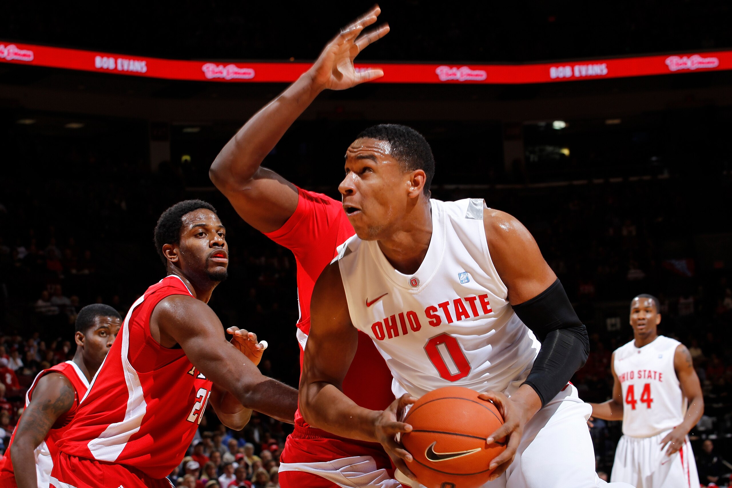 COLUMBUS, OH - NOVEMBER 26: Jared Sullinger #0 of the Ohio State Buckeyes looks to the basket against the Miami RedHawks at Value City Arena on November 26, 2010 in Columbus, Ohio. Ohio State won 66-45. (Photo by Joe Robbins/Getty Images) COLUMBUS, OH - NOVEMBER 26: Jared Sullinger #0 of the Ohio State Buckeyes looks to the basket against the Miami RedHawks at Value City Arena on November 26, 2010 in Columbus, Ohio. Ohio State won 66-45. (Photo by Joe Robbins/Getty Images)