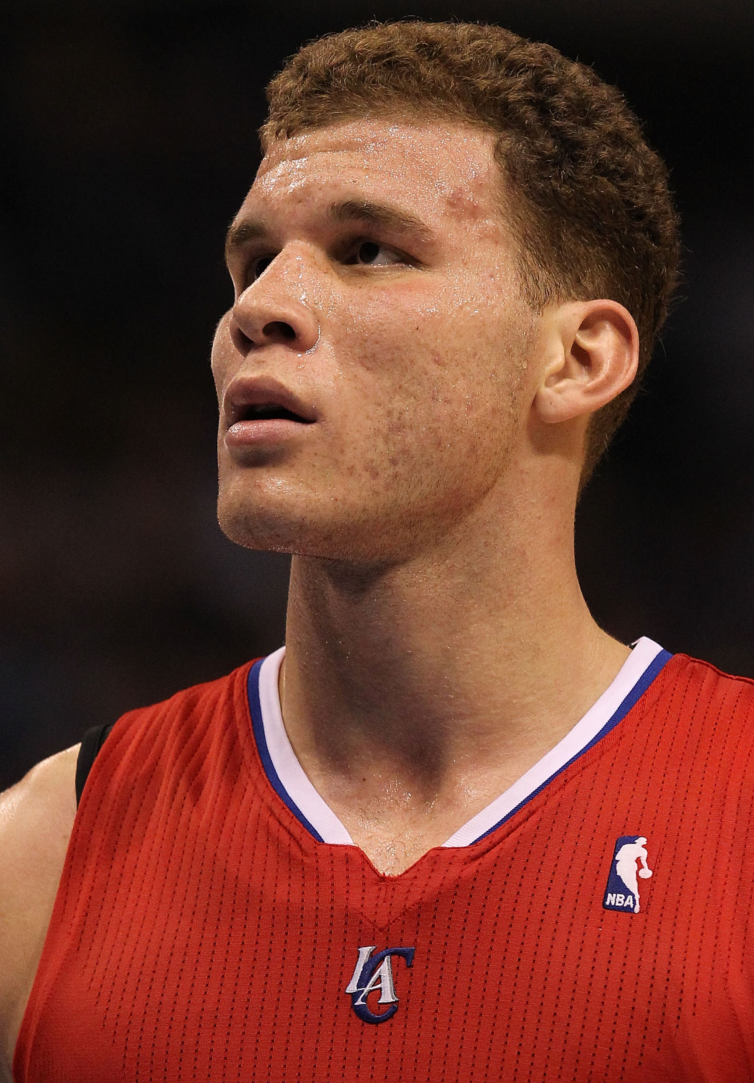 DALLAS, TX - JANUARY 25: Forward Blake Griffin #32 of the Los Angeles Clippers during play against the Dallas Mavericks at American Airlines Center on January 25, 2011 in Dallas, Texas. NOTE TO USER: User expressly acknowledges and agrees that, by downl DALLAS, TX - JANUARY 25: Forward Blake Griffin #32 of the Los Angeles Clippers during play against the Dallas Mavericks at American Airlines Center on January 25, 2011 in Dallas, Texas. NOTE TO USER: User expressly acknowledges and agrees that, by downl