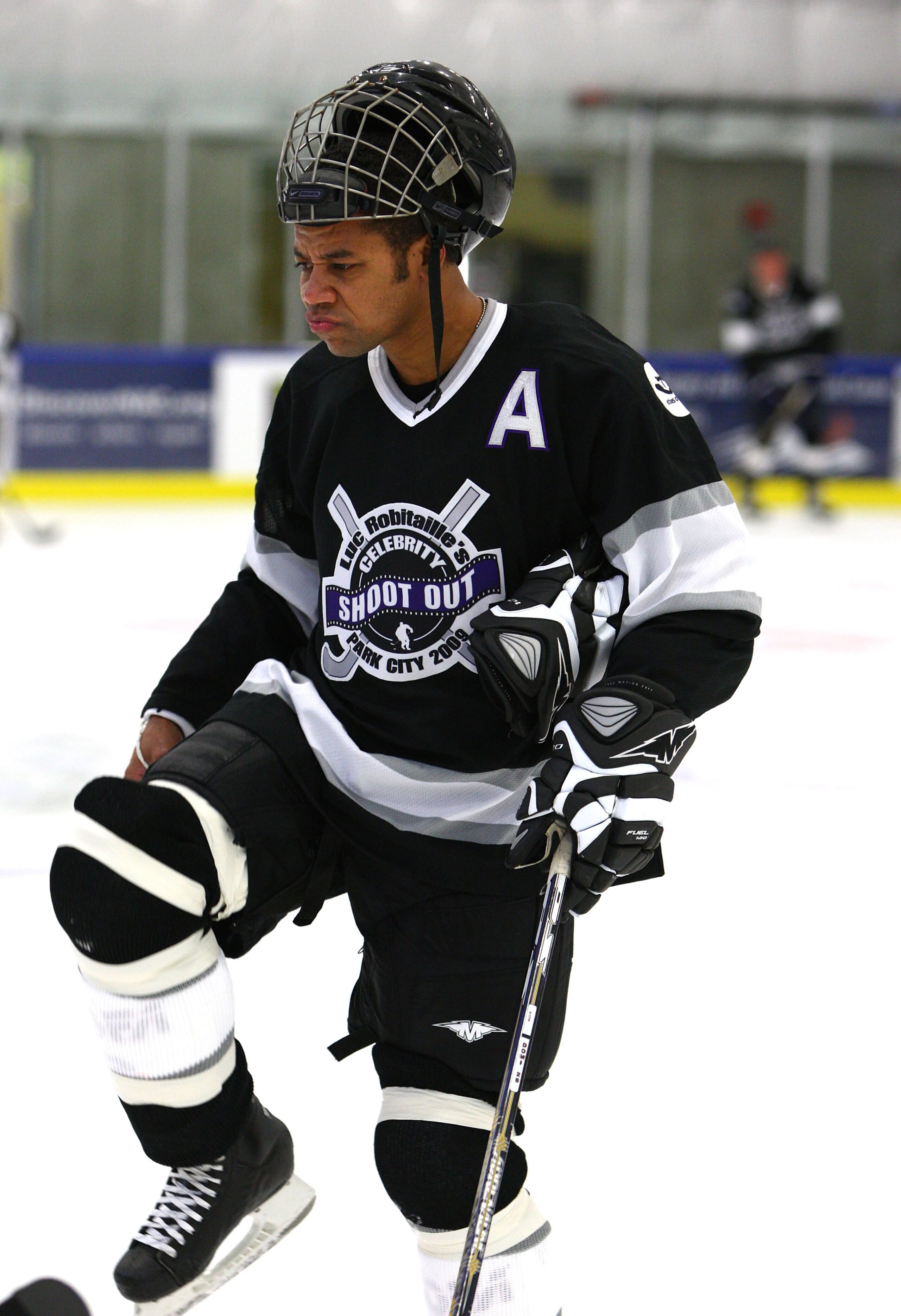 PARK CITY, UT - JANUARY 18:  Actor Cuba Gooding Jr. attends Luc Robitaille's Celebrity Shootout held at Park City Ice Arena during the 2009 Sundance Film Festival on January 18, 2009 in Park City, Utah.  (Photo by Andrew H. Walker/Getty Images)