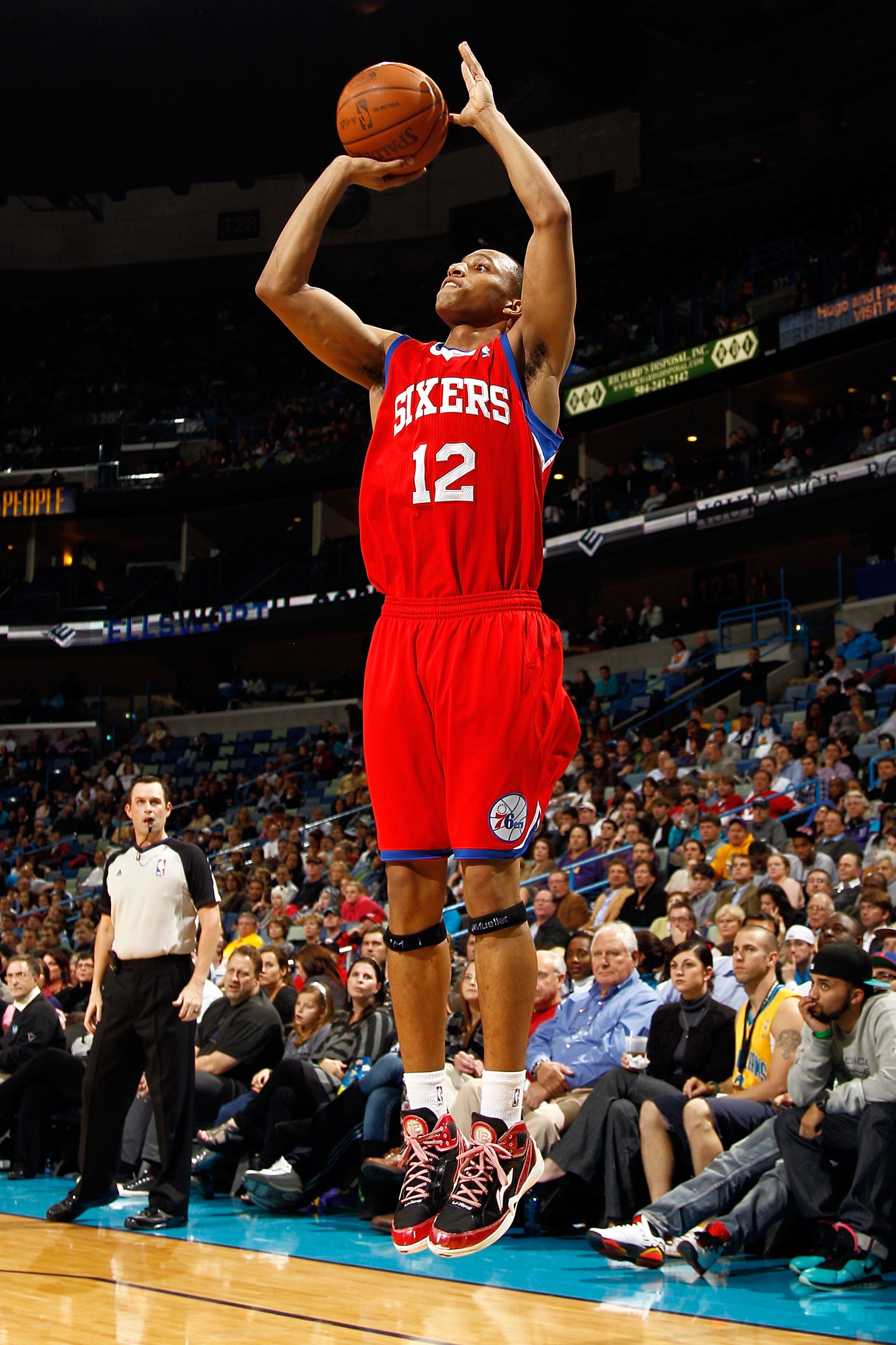NEW ORLEANS, LA - JANUARY 03: Evan Turner #12 of the Philadelphia 76ers shoots a jumper against the New Orleans Hornets at New Orleans Arena on January 3, 2011 in New Orleans, Louisiana. NOTE TO USER: User expressly acknowledges and agrees that, by downl NEW ORLEANS, LA - JANUARY 03: Evan Turner #12 of the Philadelphia 76ers shoots a jumper against the New Orleans Hornets at New Orleans Arena on January 3, 2011 in New Orleans, Louisiana. NOTE TO USER: User expressly acknowledges and agrees that, by downl