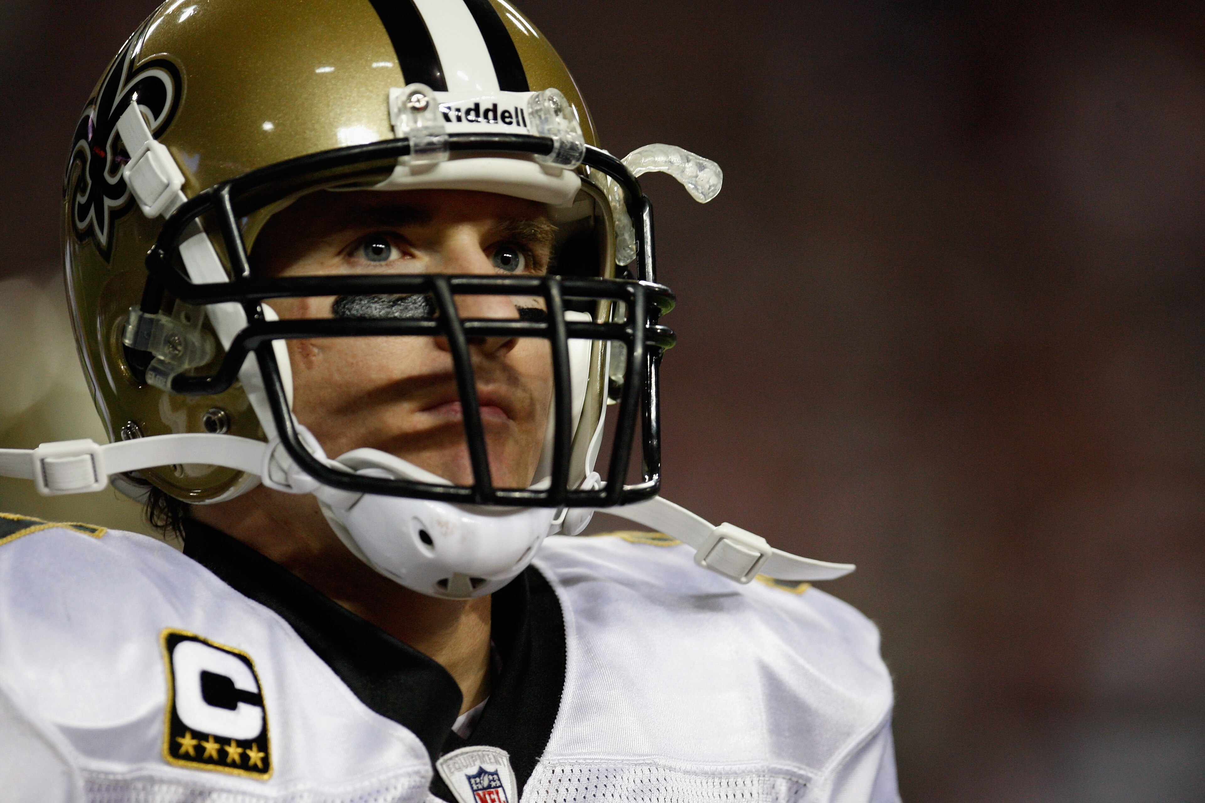ATLANTA, GA - DECEMBER 27: Quarterback Drew Brees #9 of the New Orleans Saints walks off the field in the second half during the game against the Atlanta Falcons at the Georgia Dome on December 27, 2010 in Atlanta, Georgia. (Photo by Scott Halleran/Gett ATLANTA, GA - DECEMBER 27: Quarterback Drew Brees #9 of the New Orleans Saints walks off the field in the second half during the game against the Atlanta Falcons at the Georgia Dome on December 27, 2010 in Atlanta, Georgia. (Photo by Scott Halleran/Gett