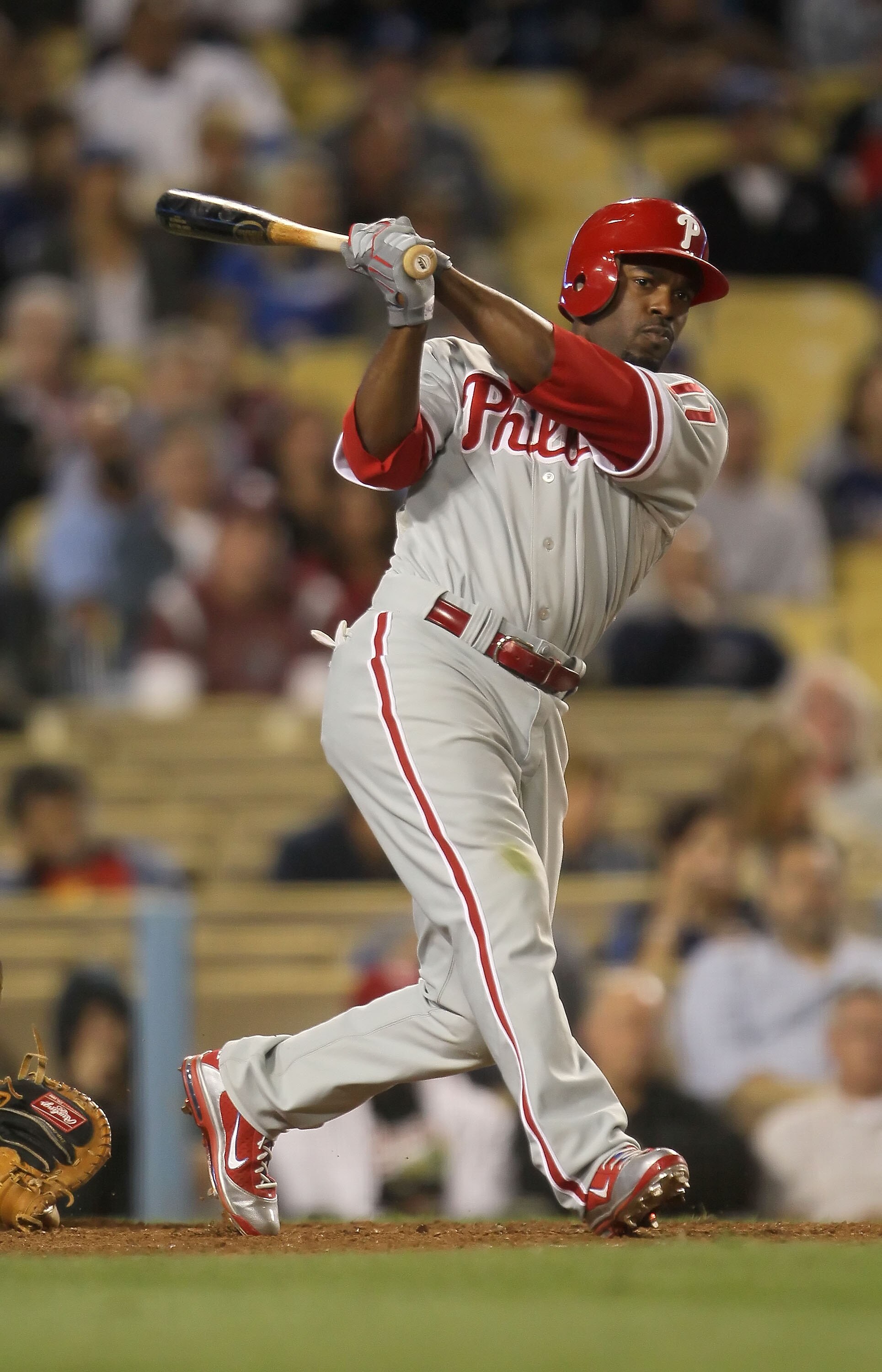 LOS ANGELES, CA - AUGUST 31:  Jimmy Rollins #11 of the Philadelphia Phillies bats against the Los Angeles Dodgers at Dodger Stadium on August 31, 2010 in Los Angeles, California. The Phillies defeated the Dodgers 8-4.  (Photo by Jeff Gross/Getty Images)