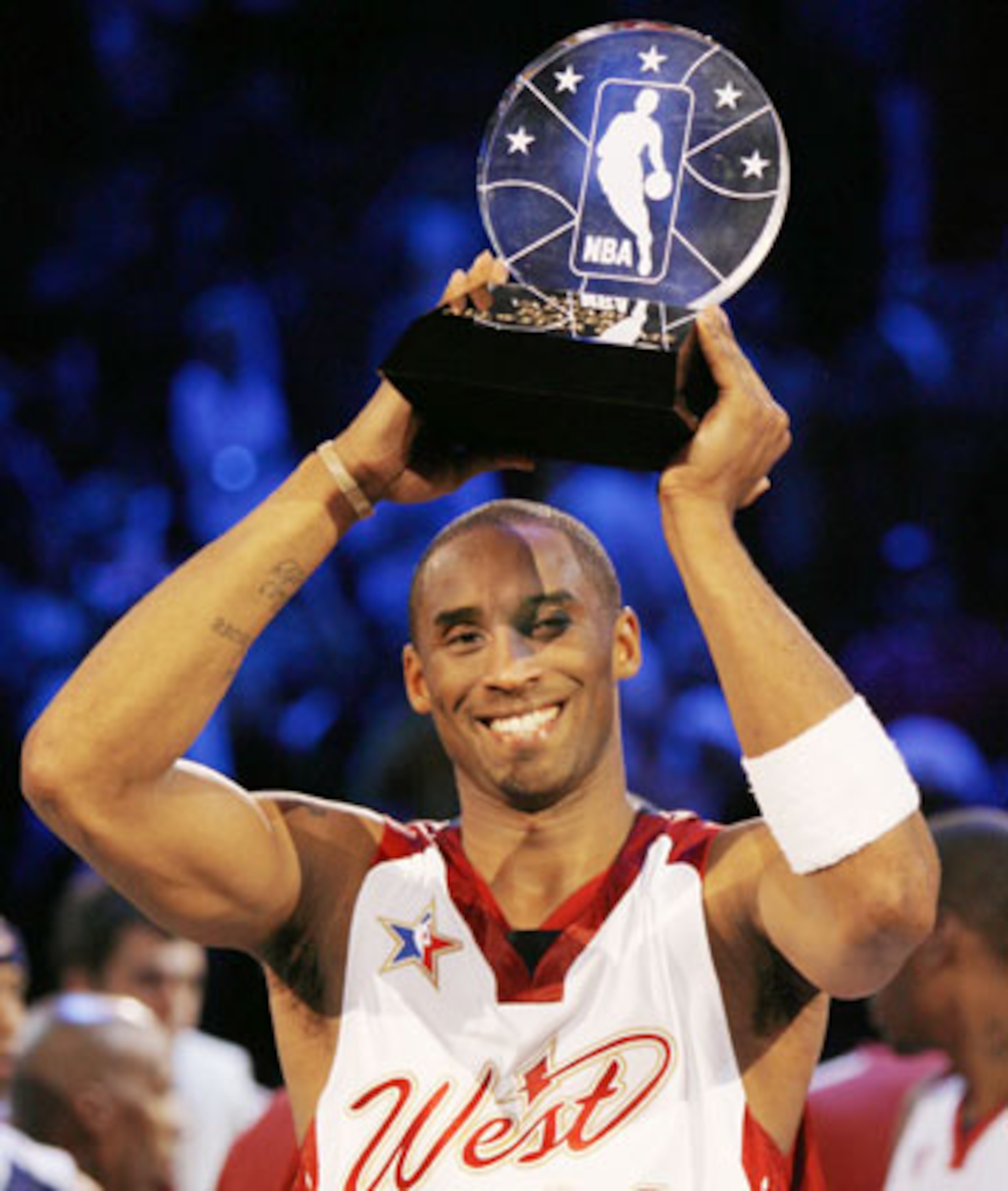 The Last Time the All-Star game was played in Los Angeles Kobe had to play Shaqs Shadow. Things have changed.