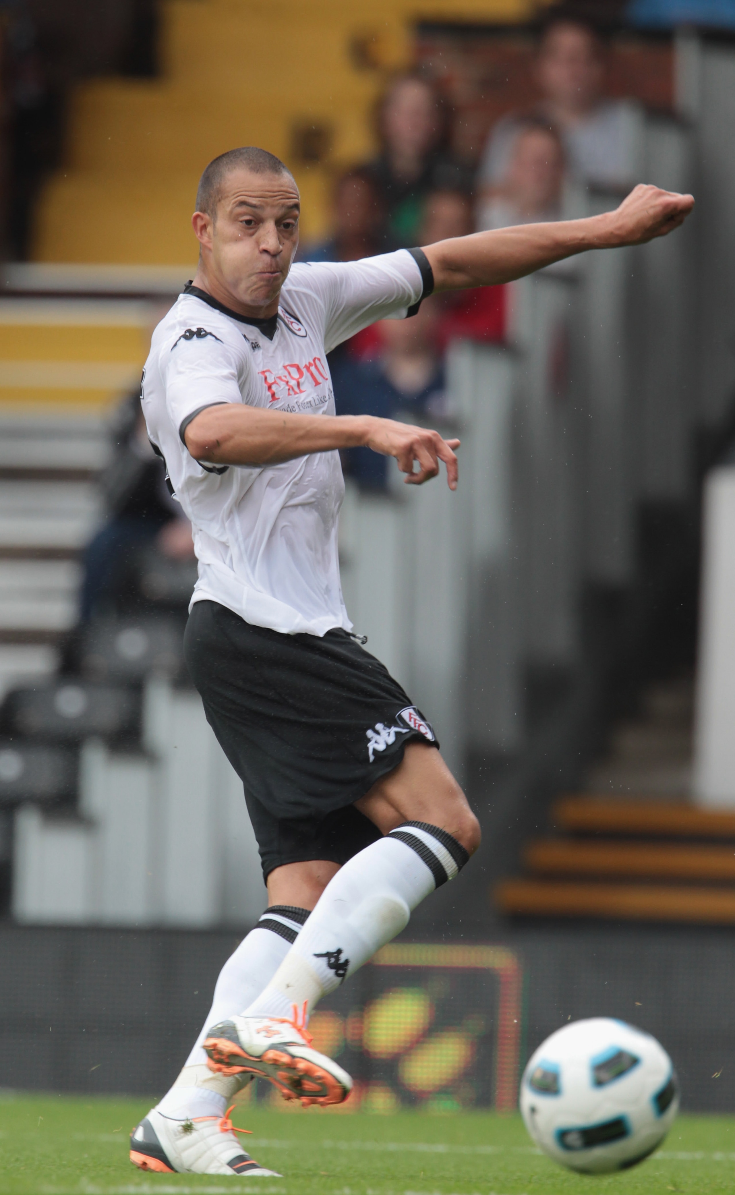 LONDON, ENGLAND - AUGUST 07:  Bobby Zamora of Fulham during a Friendly match between Fulham and Werder Bremen at Craven Cottage on August 7, 2010 in London, England.  (Photo by Phil Cole/Getty Images)