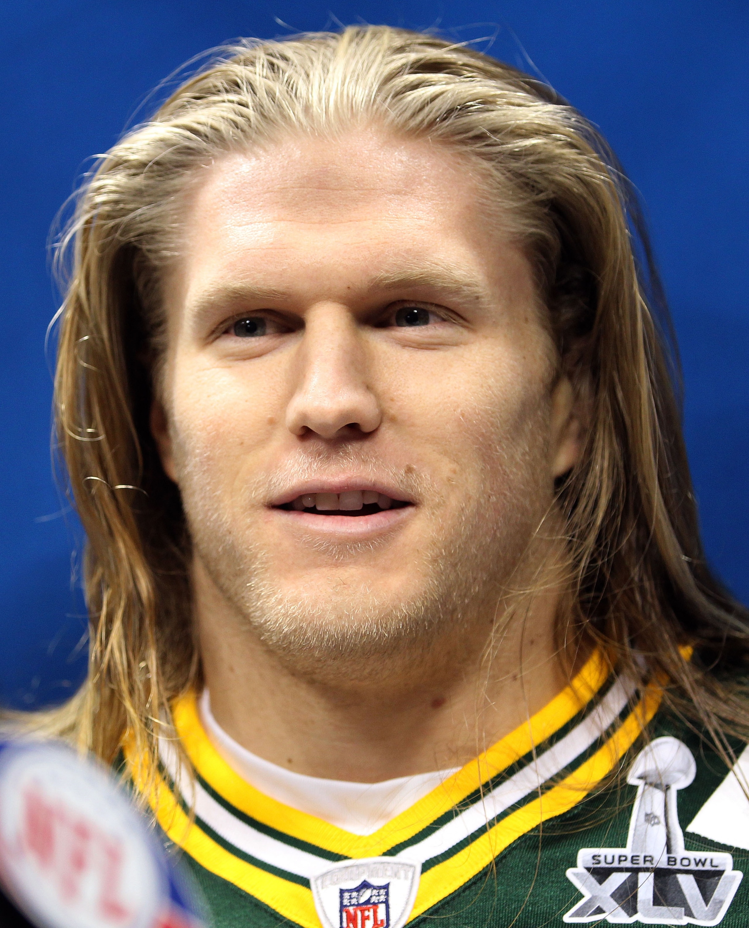 ARLINGTON, TX - FEBRUARY 01: Clay Matthews #52 of the Green Bay Packers addresses the media during Super Bowl XLV Media Day ahead of Super Bowl XLV at Cowboys Stadium on February 1, 2011 in Arlington, Texas. The Pittsburgh Steelers will play the Green Ba ARLINGTON, TX - FEBRUARY 01: Clay Matthews #52 of the Green Bay Packers addresses the media during Super Bowl XLV Media Day ahead of Super Bowl XLV at Cowboys Stadium on February 1, 2011 in Arlington, Texas. The Pittsburgh Steelers will play the Green Ba