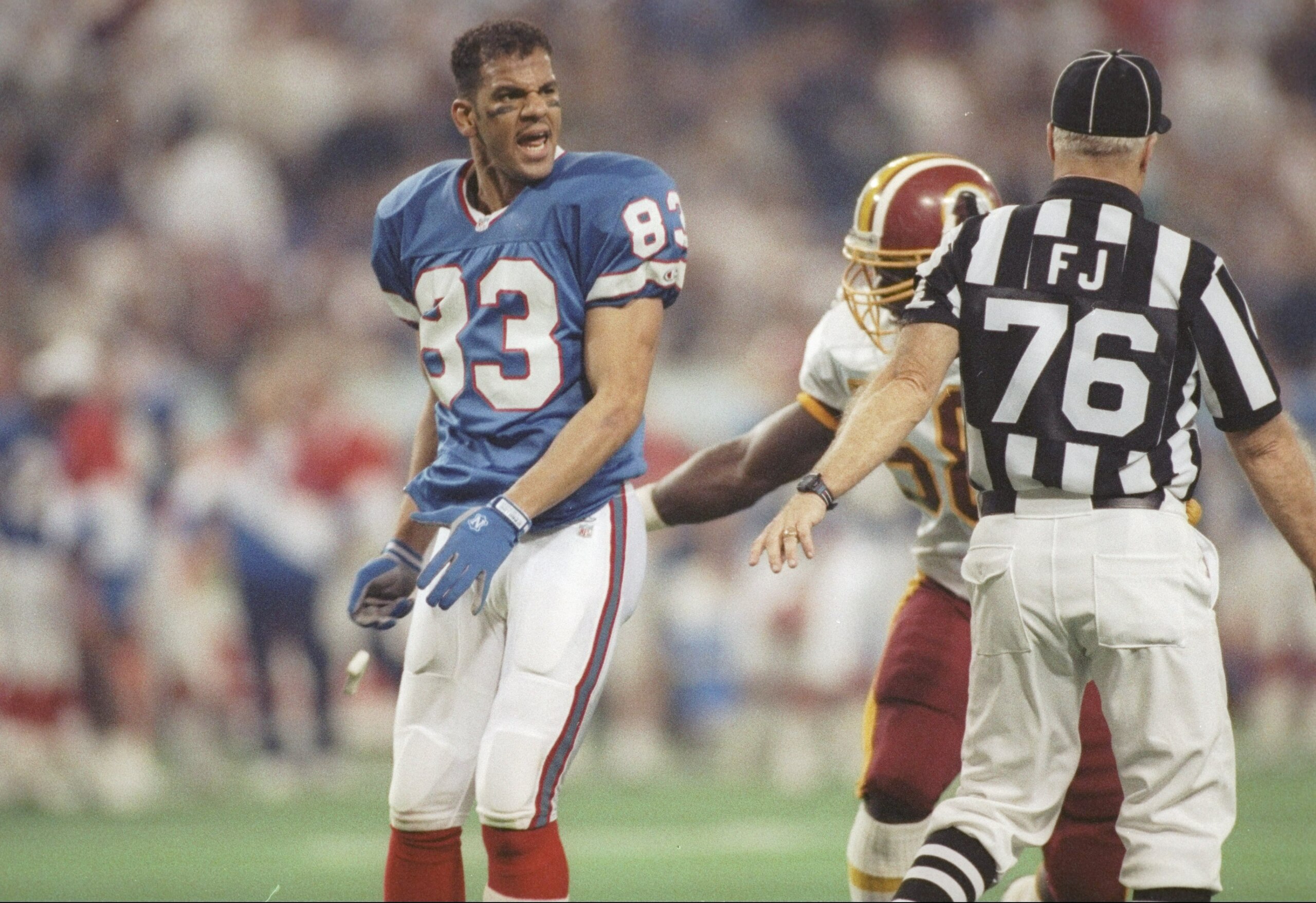 26 Jan 1992: Wide receiver Andre Reed #83 of the Buffalo Bills is upset during Super Bowl XXVI against the Washington Redskins at Humpert H. Humphrey Metrodome in Minneapolis, Minnesota.  The Redskins won 37-24. Mandatory Credit: Mike Powell  /Allsport