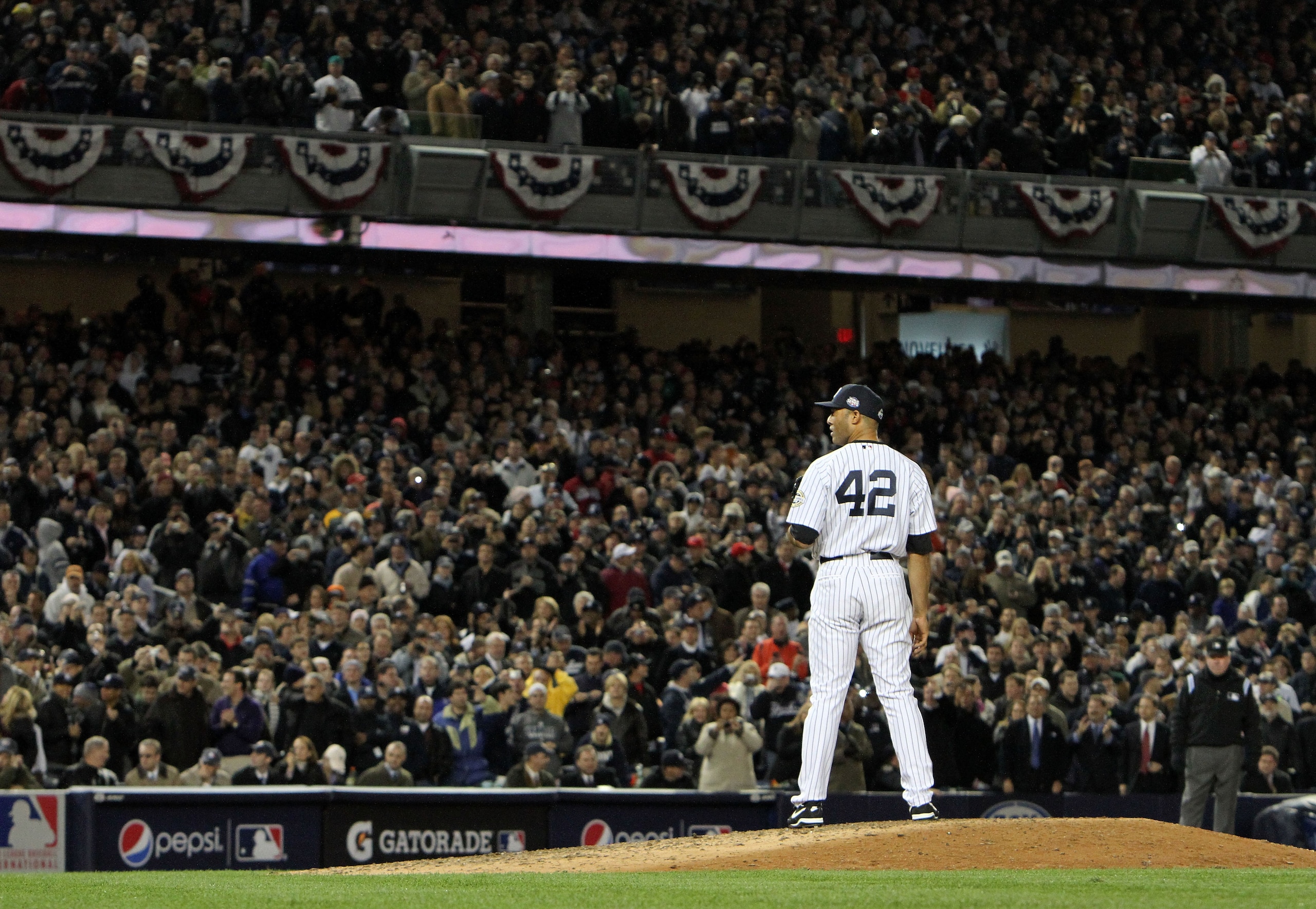 NEW YORK - NOVEMBER 04: Mariano Rivera #42 of the New York Yankees gets set to throw a pitch against the Philadelphia Phillies in Game Six of the 2009 MLB World Series at Yankee Stadium on November 4, 2009 in the Bronx borough of New York City. The Yanke NEW YORK - NOVEMBER 04: Mariano Rivera #42 of the New York Yankees gets set to throw a pitch against the Philadelphia Phillies in Game Six of the 2009 MLB World Series at Yankee Stadium on November 4, 2009 in the Bronx borough of New York City. The Yanke