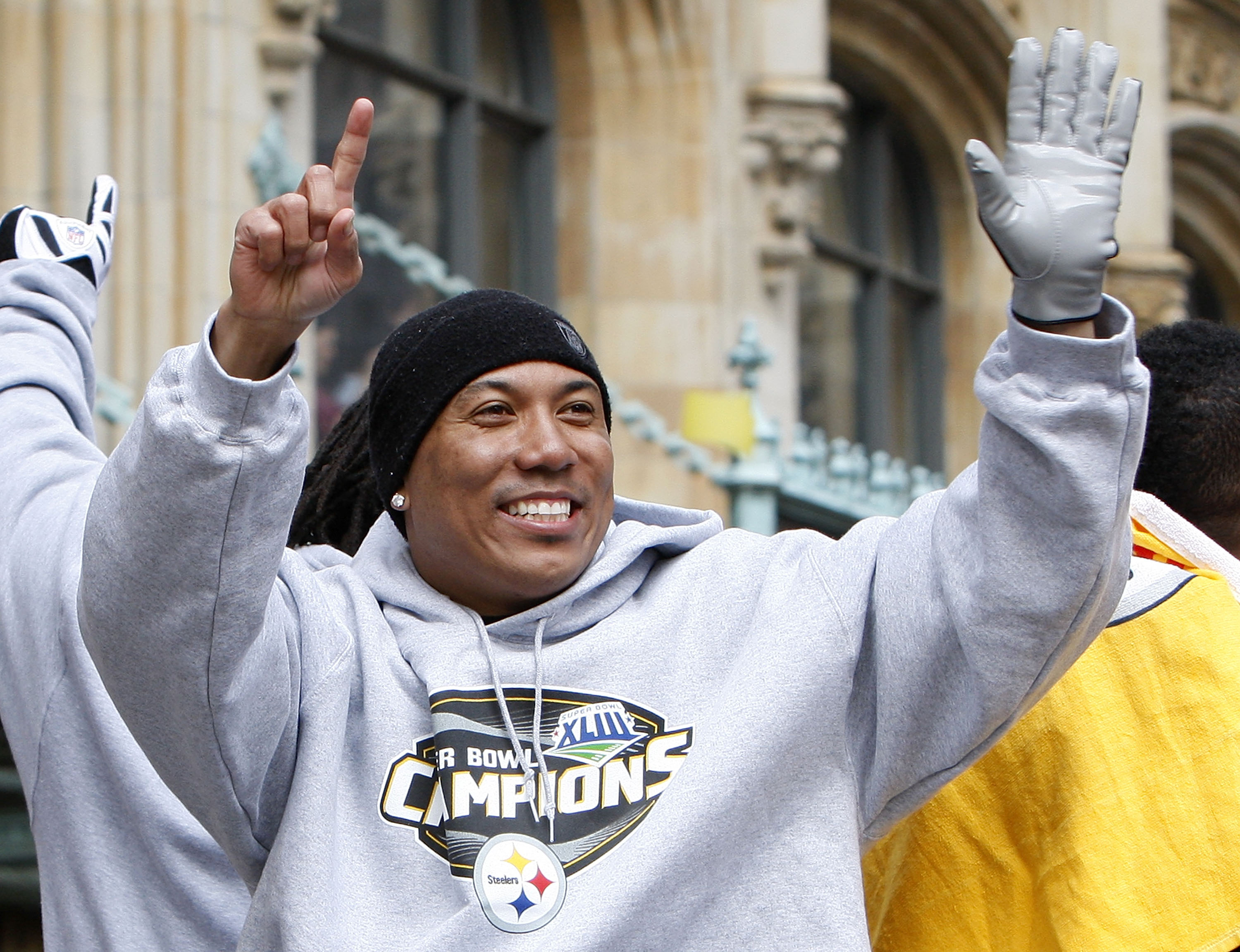 PITTSBURGH - FEBRUARY 03:  Hines Ward #86 of the Pittsburgh Steelers holds up six fingers to represent the six Super Bowl titles the Steelers have during a parade to celebrate winning Super Bowl XLIII on February 3, 2009 in Pittsburgh, Pennsylvania.  (Pho