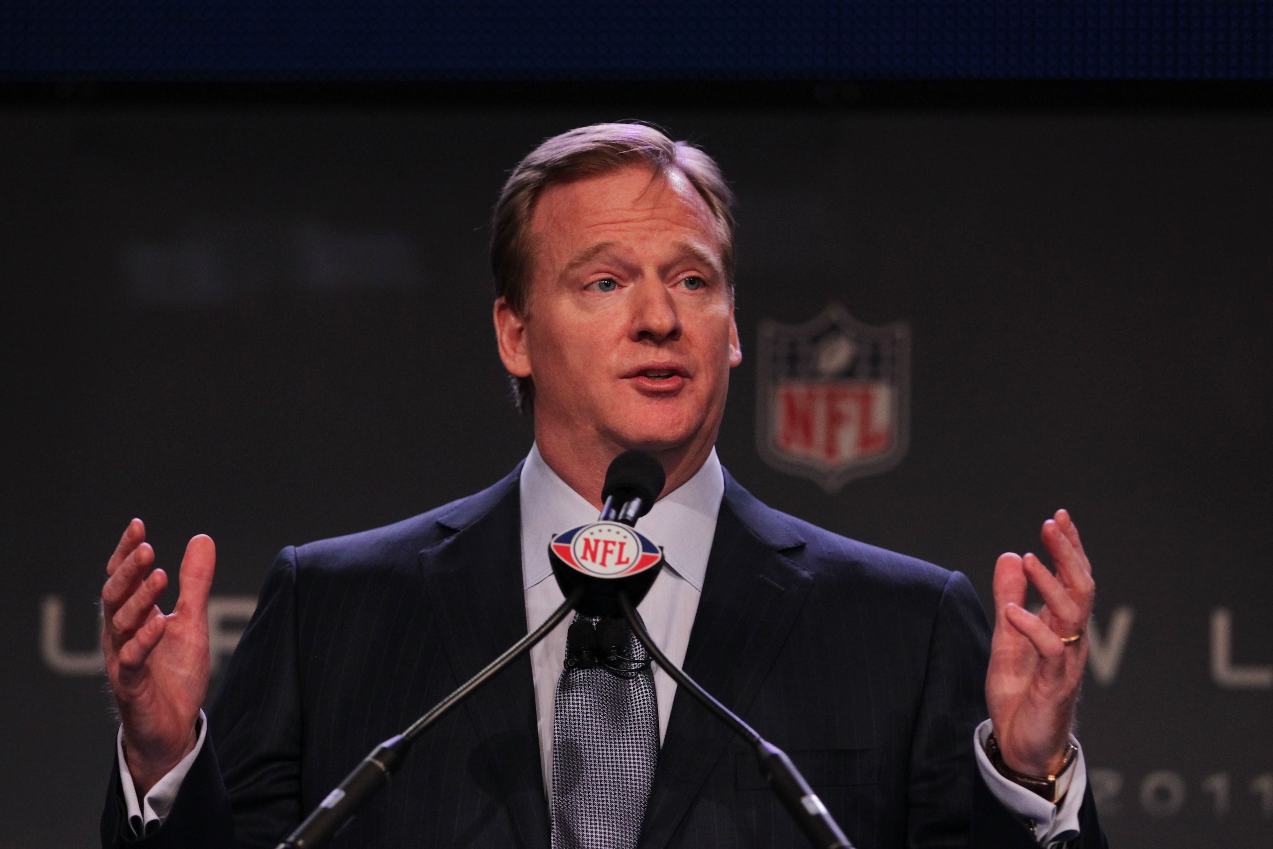 DALLAS, TX - FEBRUARY 04: NFL commissioner Roger Goodell speaks during a press conference at the Super Bowl XLV media center on February 4, 2011 in Dallas, Texas. The Green Bay Packers will play the Pittsburgh Steelers in Super Bowl XLV on February 6, 20 DALLAS, TX - FEBRUARY 04: NFL commissioner Roger Goodell speaks during a press conference at the Super Bowl XLV media center on February 4, 2011 in Dallas, Texas. The Green Bay Packers will play the Pittsburgh Steelers in Super Bowl XLV on February 6, 20