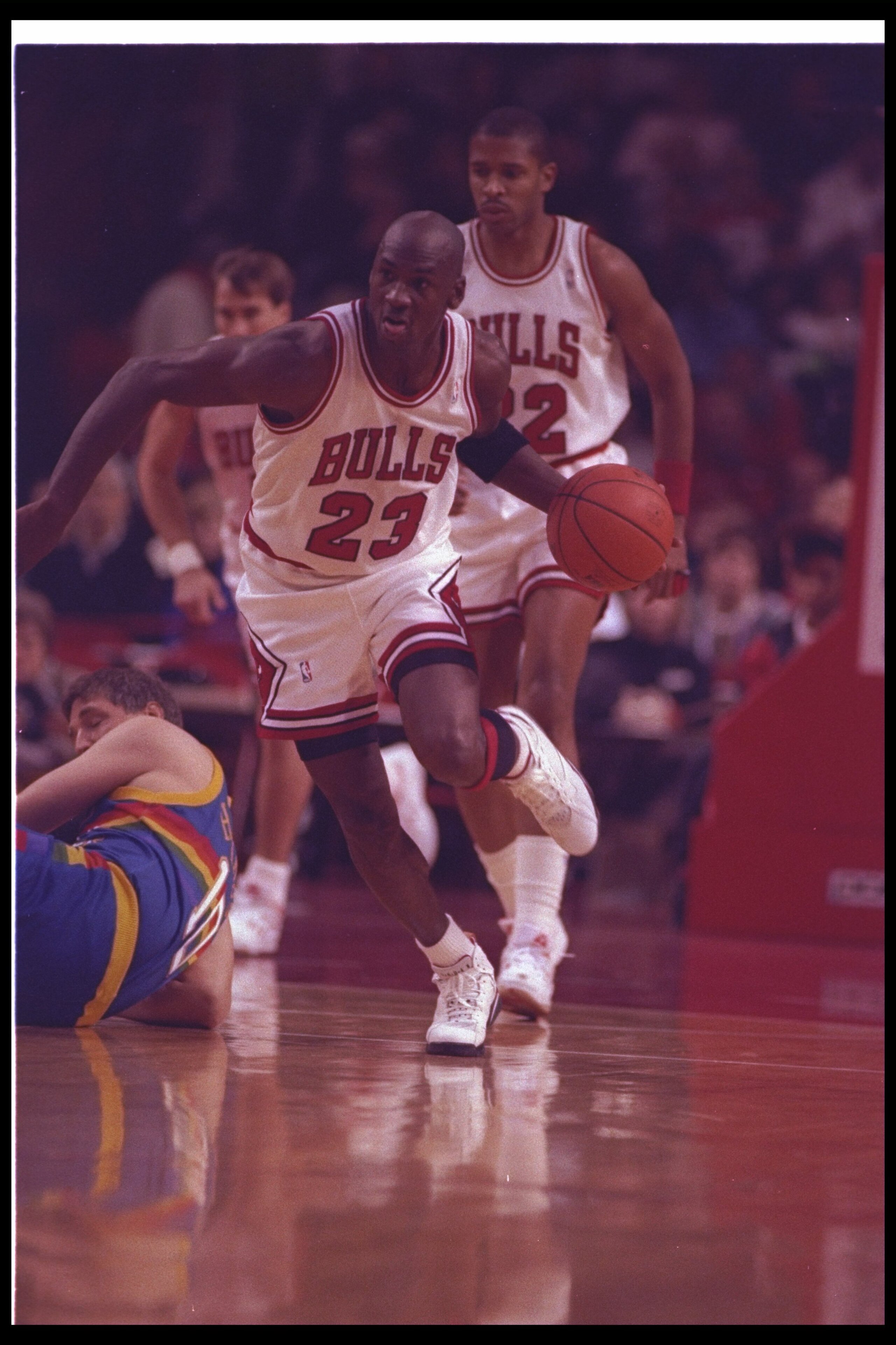 14 Nov 1992:  Guard Michael Jordan of the Chicago Bulls moves down the court during a game against the Denver Nuggets at the United Center in Chicago, Illinois. Mandatory Credit: Jonathan Daniel  /Allsport