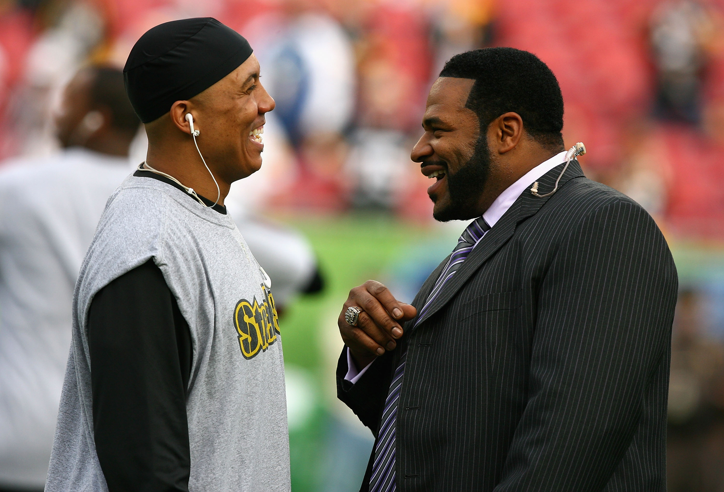 Steelers remember Bettis for incomparable running style, leadership