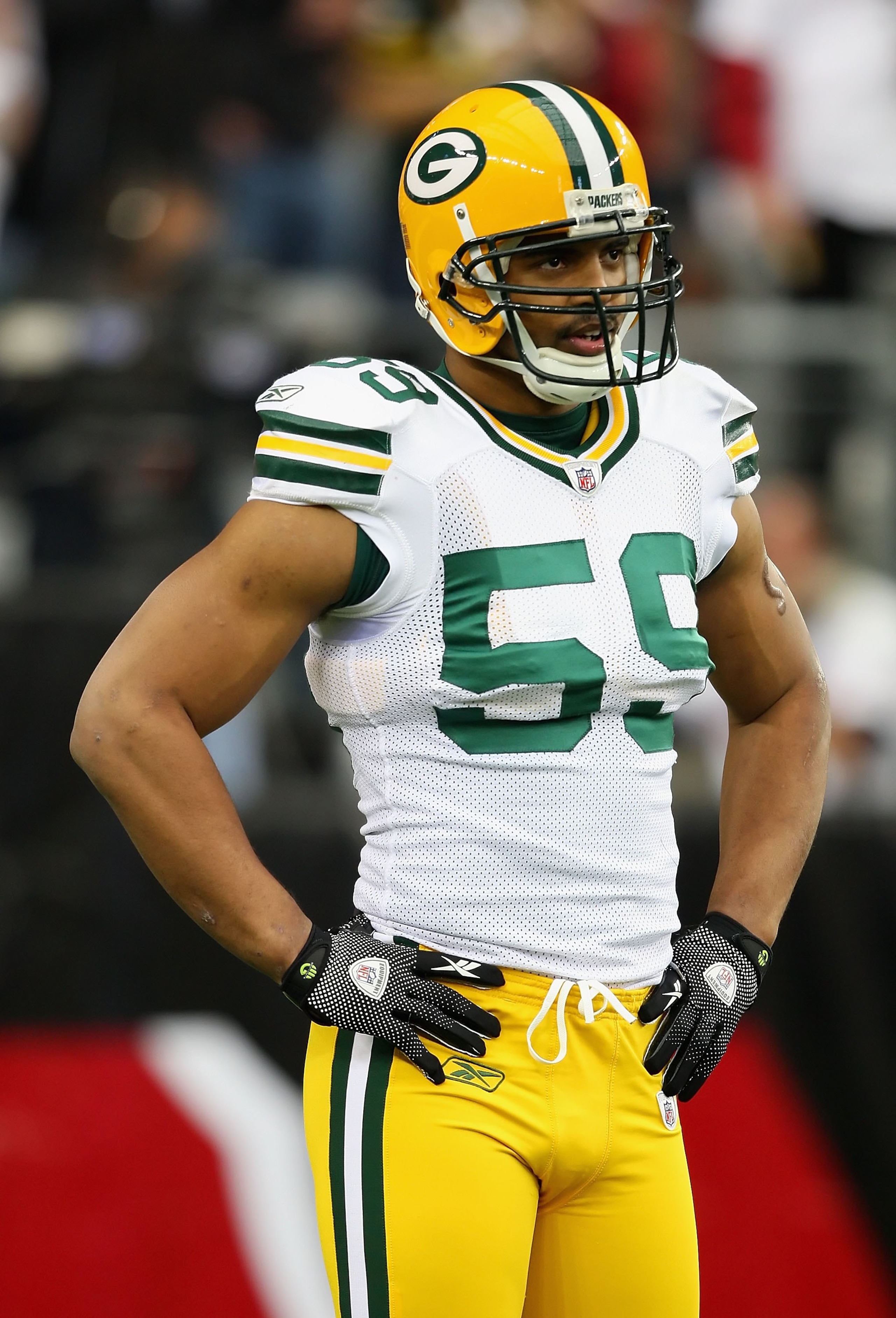 GLENDALE, AZ - JANUARY 10:  Linebacker Brad Jones #59 of the Green Bay Packers warms up before the 2010 NFC wild-card playoff game against the Arizona Cardinals at the Universtity of Phoenix Stadium on January 10, 2010 in Glendale, Arizona.  The Cardinals