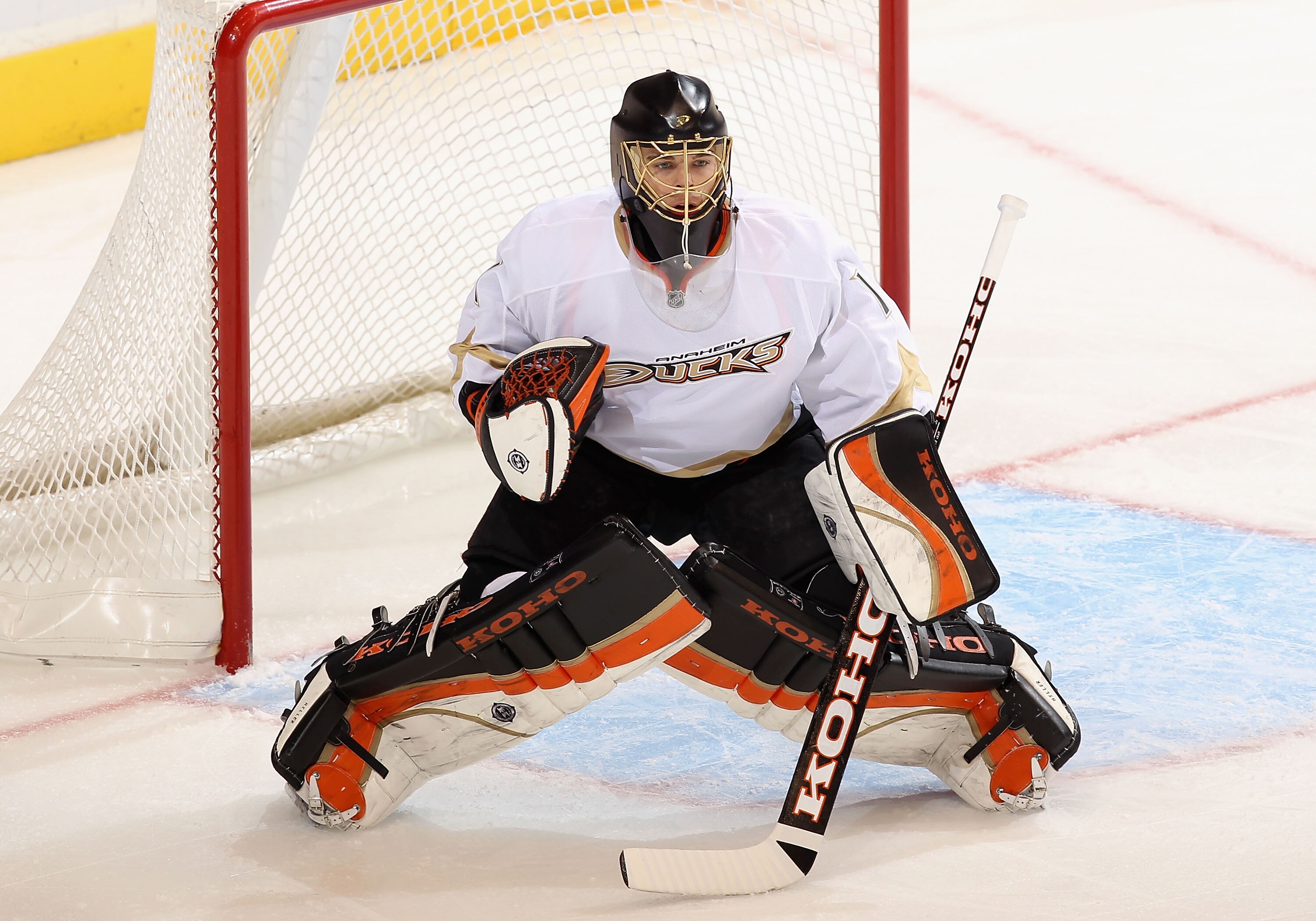 GLENDALE, AZ - JANUARY 15:  Goaltender Jonas Hiller #1 of the Anaheim Ducks in action during the NHL game against the Phoenix Coyotes at Jobing.com Arena on January 15, 2011 in Glendale, Arizona.  The Coyotes defeated the Ducks 6-2.  (Photo by Christian P