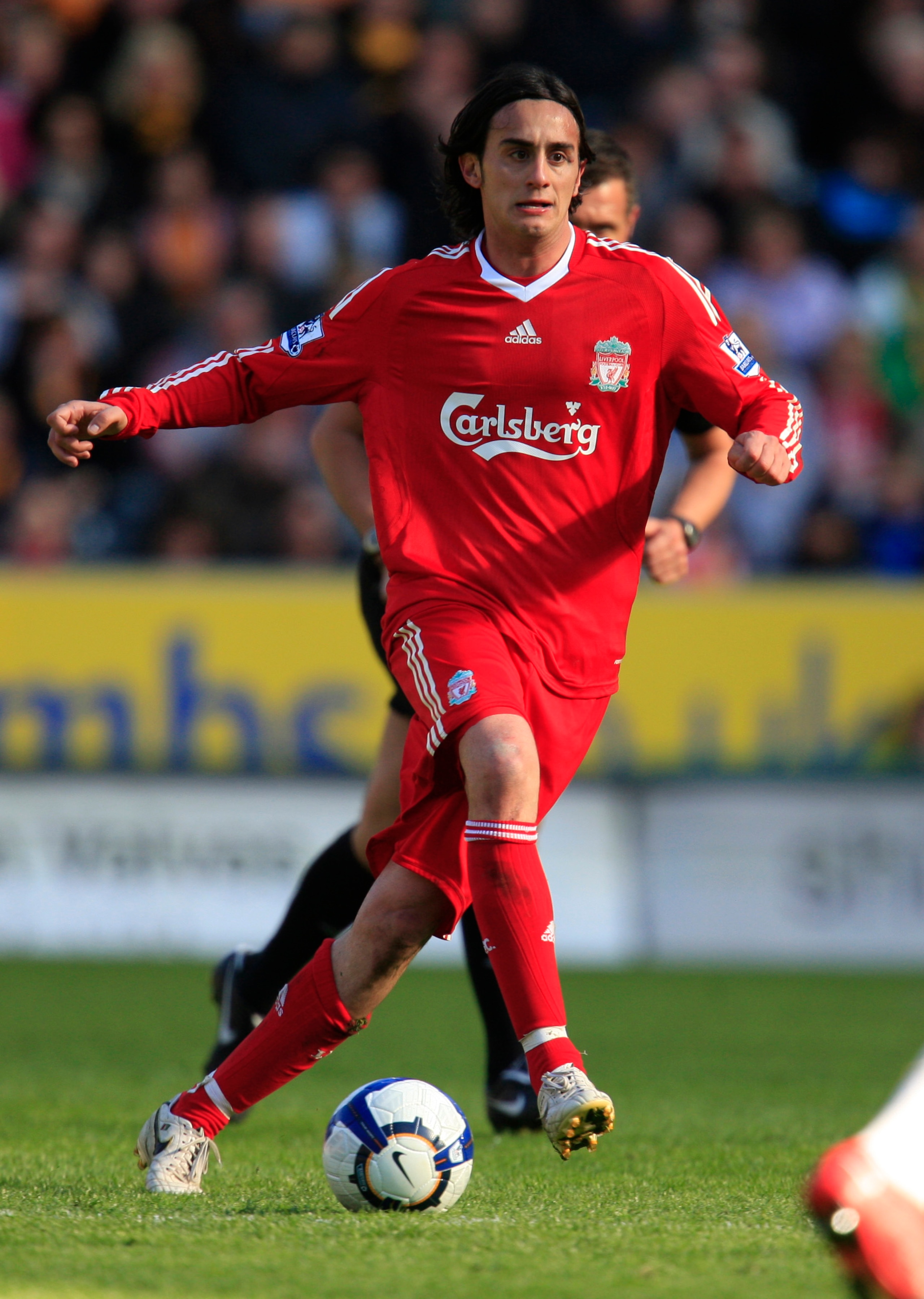 HULL, ENGLAND - MAY 9:  Alberto Aquilani of Liverpool during the Barclays Premier League match between Hull City and Liverpool at the KC Stadium on May 9, 2010 in Hull, England. (Photo by Jed Leicester/Getty Images)