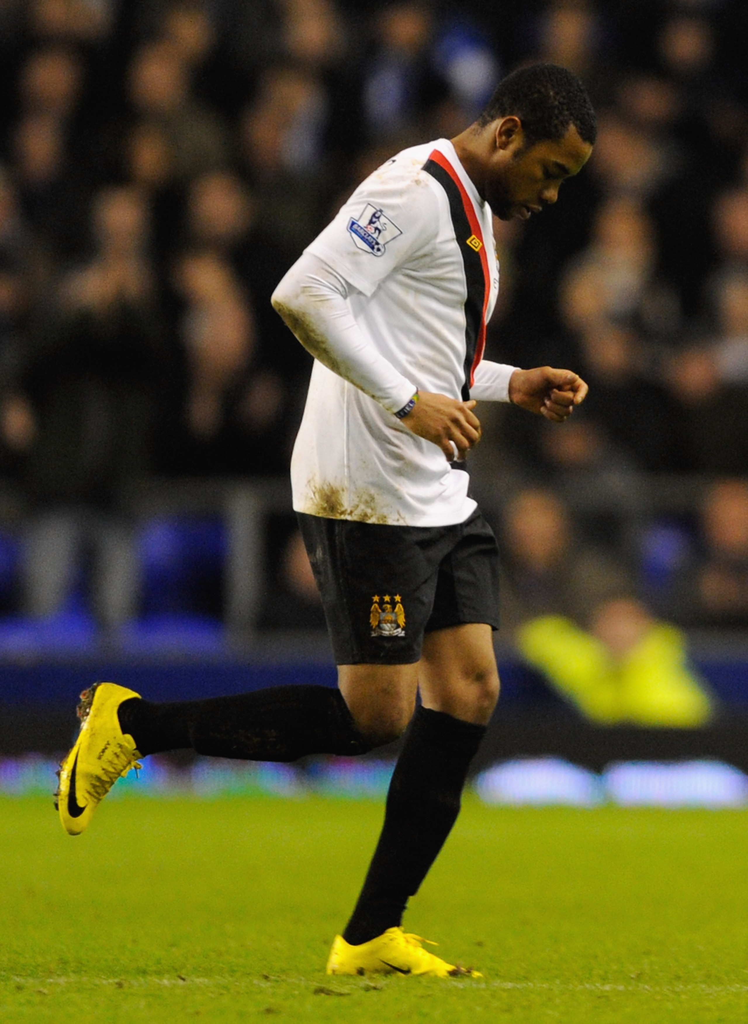 LIVERPOOL, ENGLAND - JANUARY 16:  Robinho of Manchester City is substituted during the Barclays Premier League match between Everton and Manchester City at Goodison Park on January 16, 2010 in Liverpool, England. (Photo by Michael Regan/Getty Images)