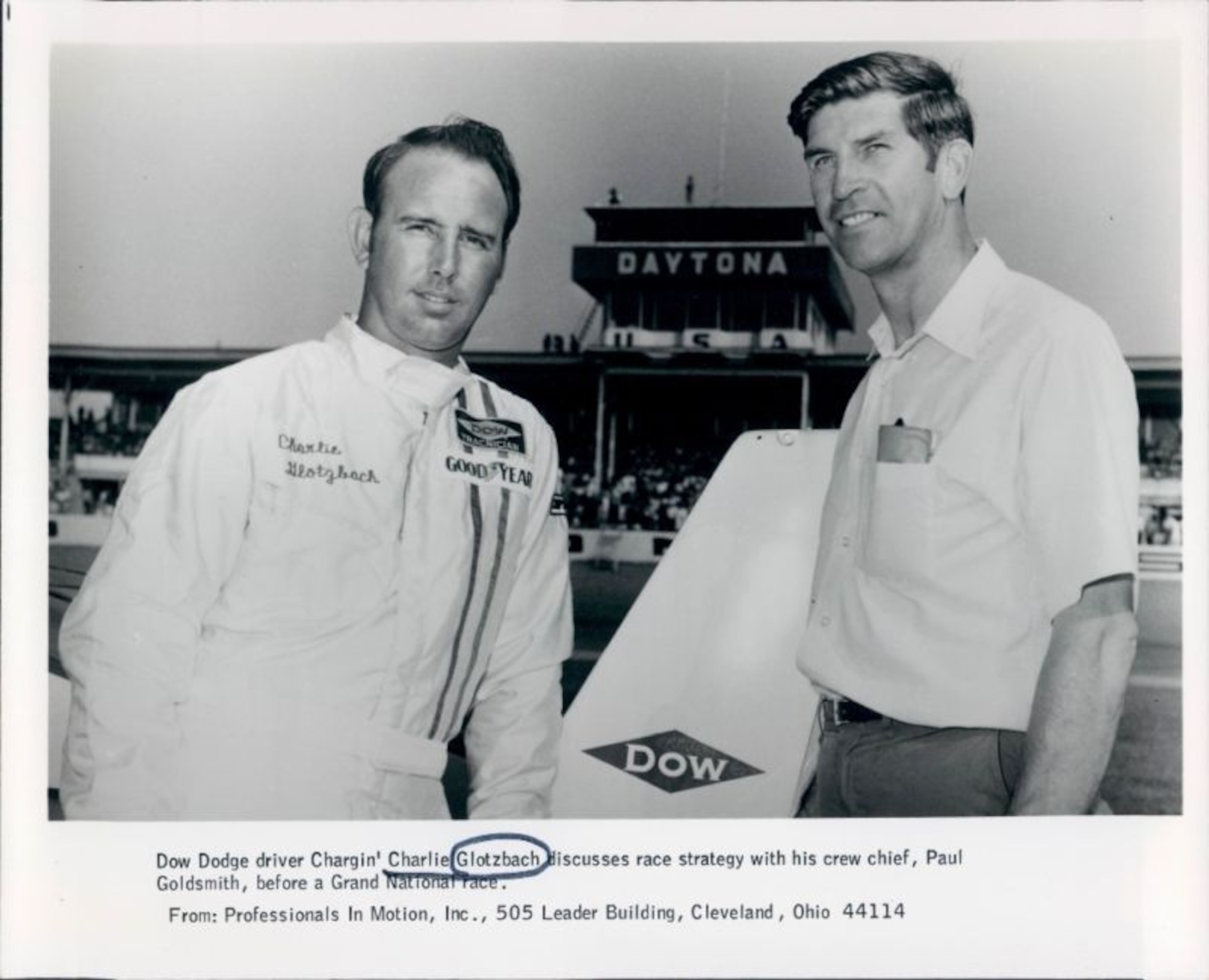 photo credit:  Professionalsinmotion, legends of nascar