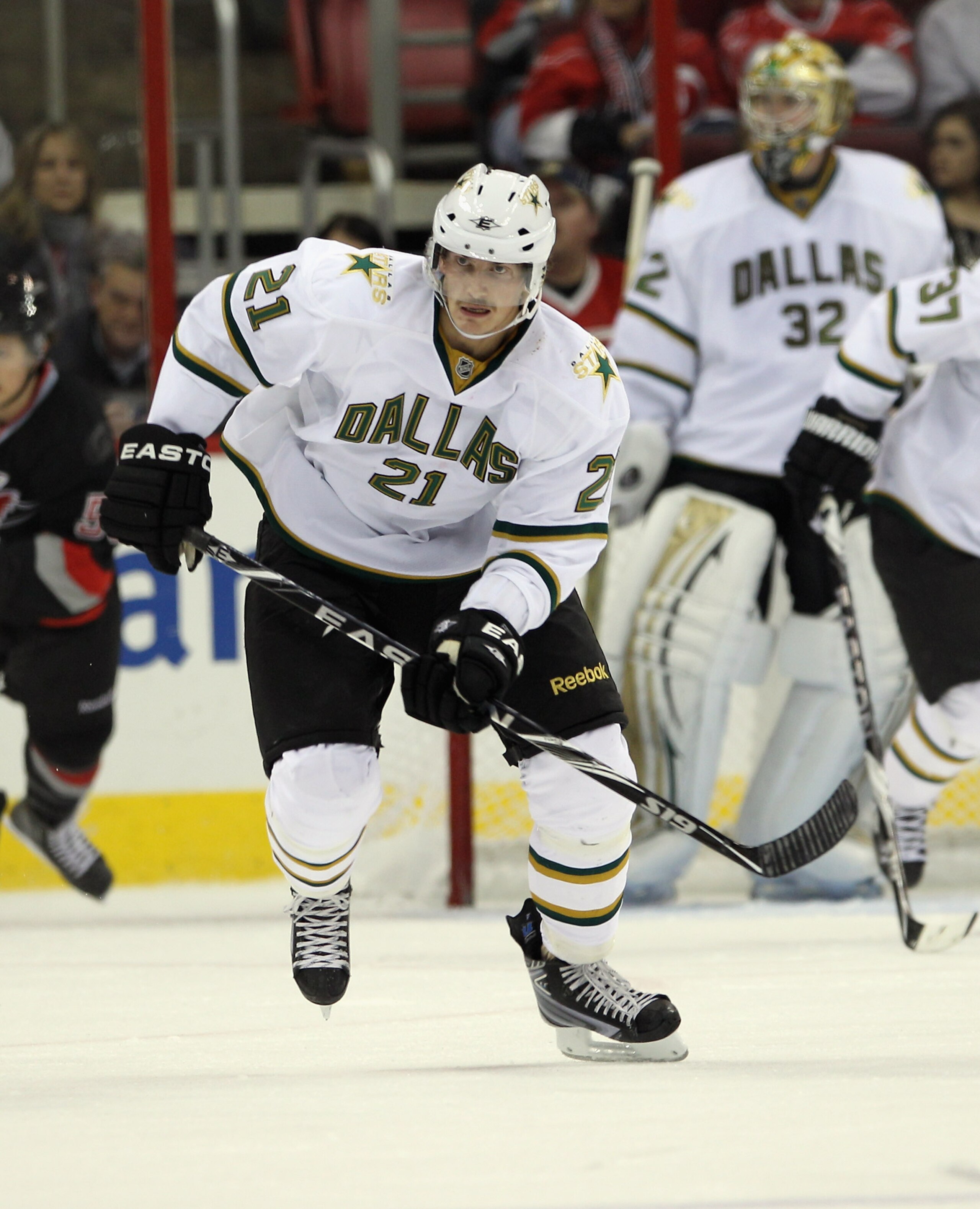 RALEIGH, NC - NOVEMBER 29: Loui Eriksson #21 of the Dallas Stars skates against the Carolina Hurricanes at the RBC Center on November 29, 2010 in Raleigh, North Carolina. The Stars defeated the Hurricanes 4-1.  (Photo by Bruce Bennett/Getty Images)
