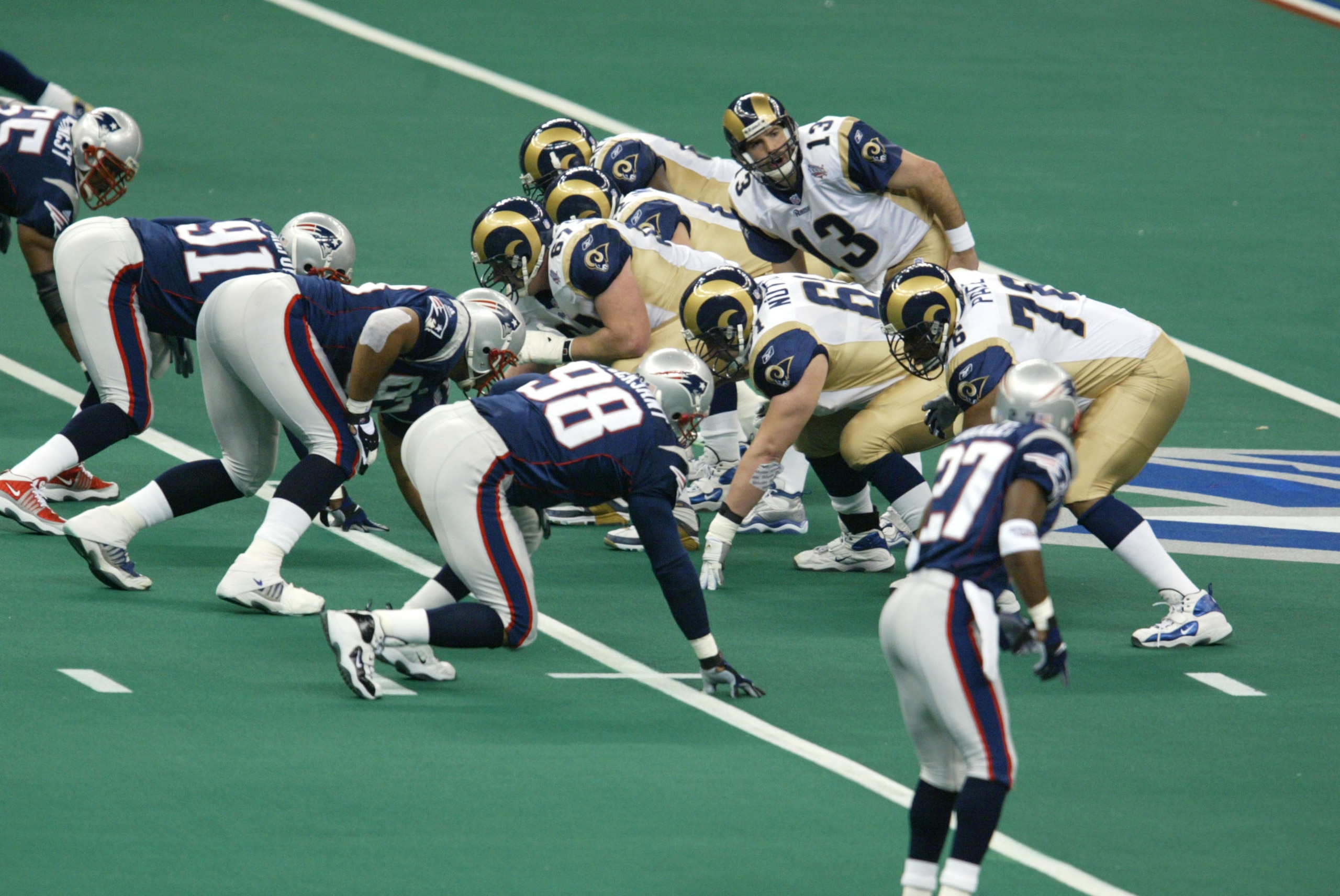 03 Feb 2002:  Quarterback Kurt Warner #13 of the St.Louis Rams signals against the New England Patriots  during Superbowl XXXVI at the Superdome in New Orleans, Louisiana.  The Patriots defeated the Rams 20-17. DIGITAL IMAGE. Mandatory Credit: Al Bello/Ge