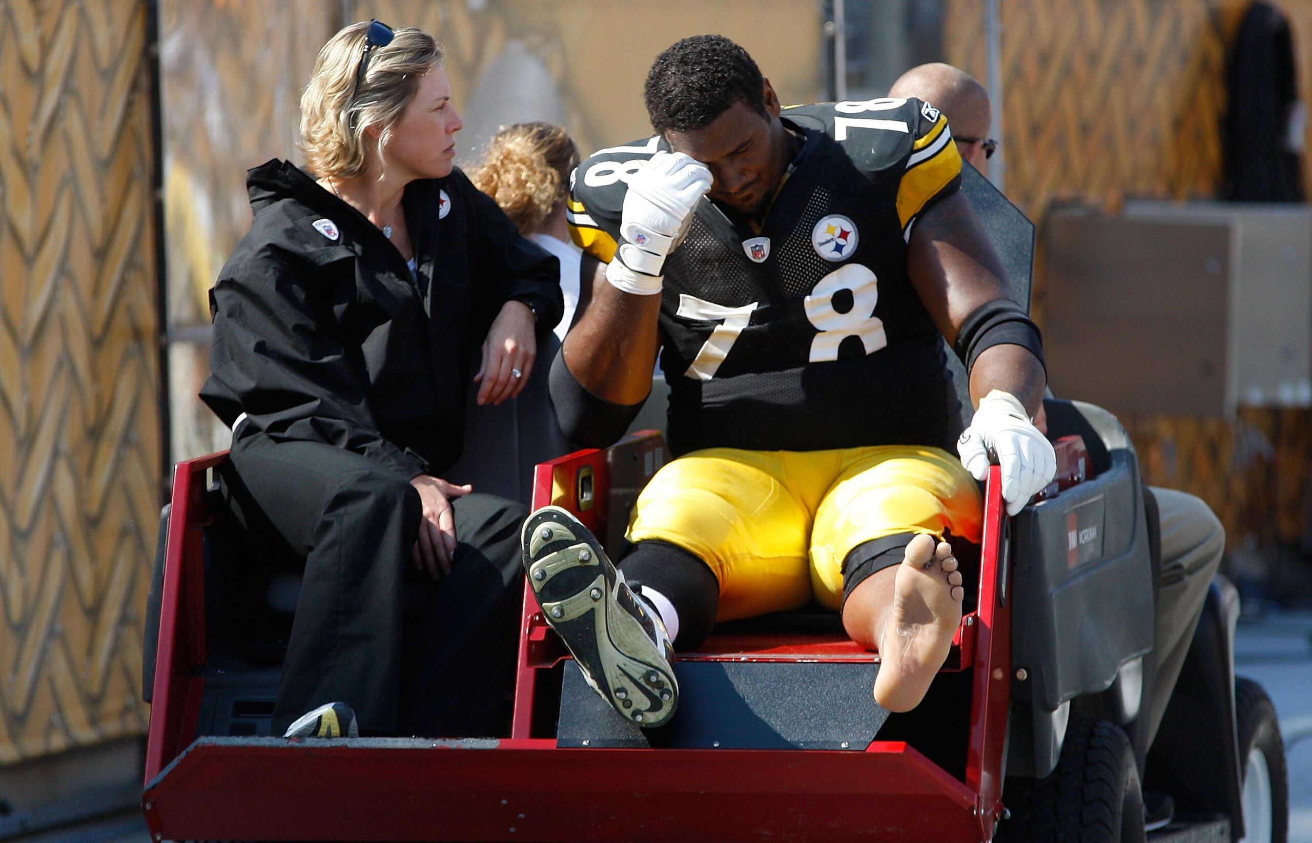 PITTSBURGH - SEPTEMBER 12: Max Starks #78 of the Pittsburgh Steelers is carted off the field after getting injured against the Atlanta Falcons during the NFL season opener game on September 12, 2010 at Heinz Field in Pittsburgh, Pennsylvania. (Photo by PITTSBURGH - SEPTEMBER 12: Max Starks #78 of the Pittsburgh Steelers is carted off the field after getting injured against the Atlanta Falcons during the NFL season opener game on September 12, 2010 at Heinz Field in Pittsburgh, Pennsylvania. (Photo by