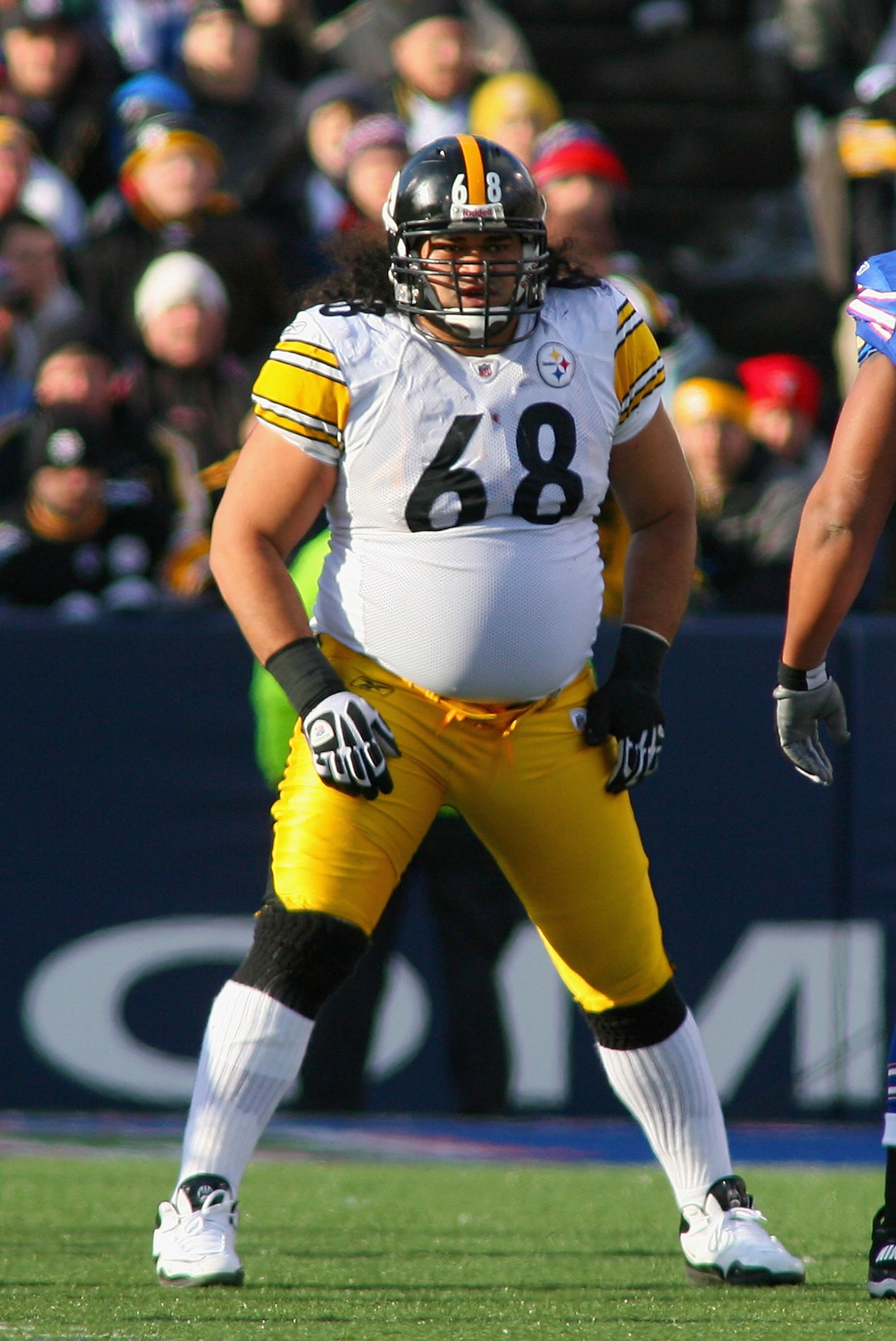 ORCHARD PARK, NY - NOVEMBER 28: Chris Kemoeatu #68 of the Pittsburgh Steelers waits for a snap against the Buffalo Bills at Ralph Wilson Stadium on November 28, 2010 in Orchard Park, New York. Pittsburgh won 19-16 in overtime. (Photo by Rick Stewart/Ge ORCHARD PARK, NY - NOVEMBER 28: Chris Kemoeatu #68 of the Pittsburgh Steelers waits for a snap against the Buffalo Bills at Ralph Wilson Stadium on November 28, 2010 in Orchard Park, New York. Pittsburgh won 19-16 in overtime. (Photo by Rick Stewart/Ge