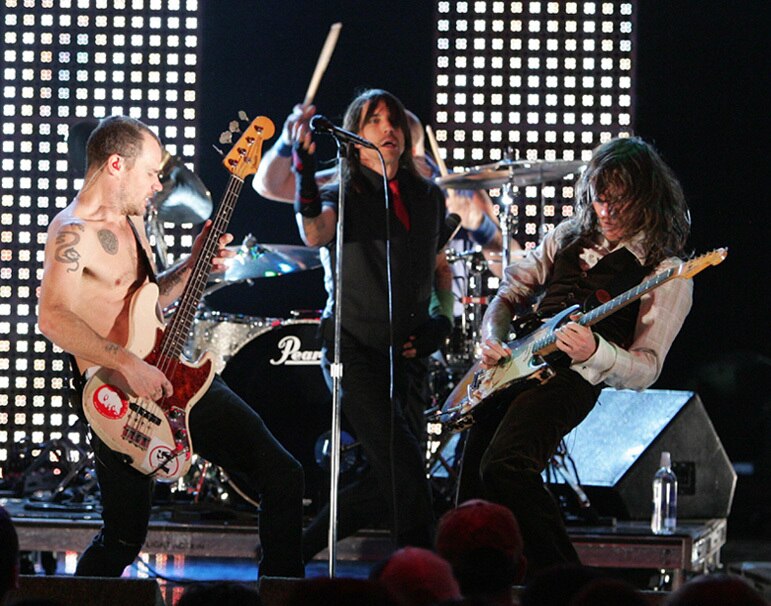 Image Source: http://foro.pympy.com/bandas-rock/9579-red-hot-chili-peppers.html