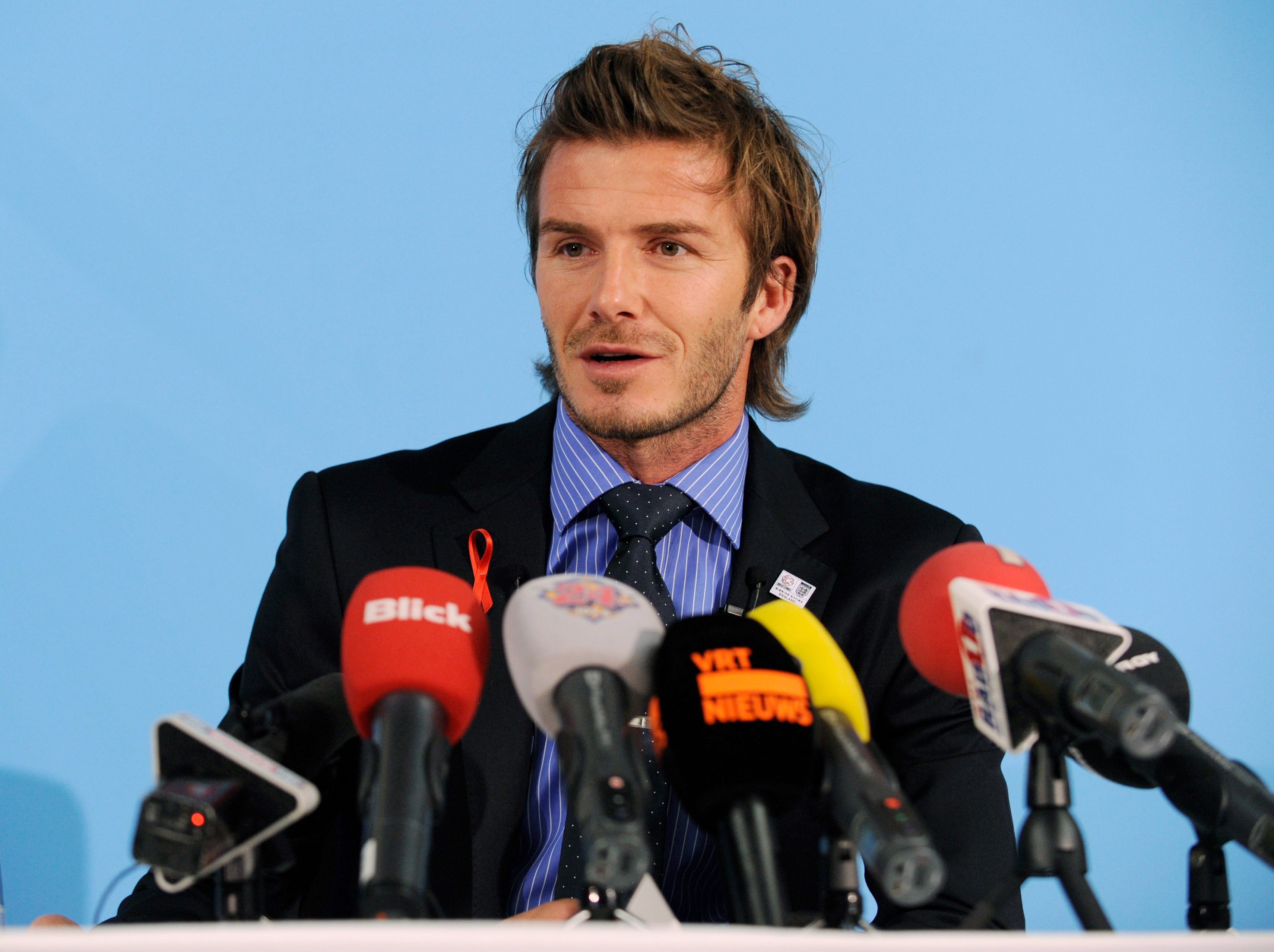 ZURICH, SWITZERLAND - DECEMBER 01:  David Beckham speaks to the media during an England press conference ahead of the FIFA World Cup 2018 host countries annoucement at the Swissotel on December 1, 2010 in Zurich, Switzerland.  (Photo by Michael Regan/Gett