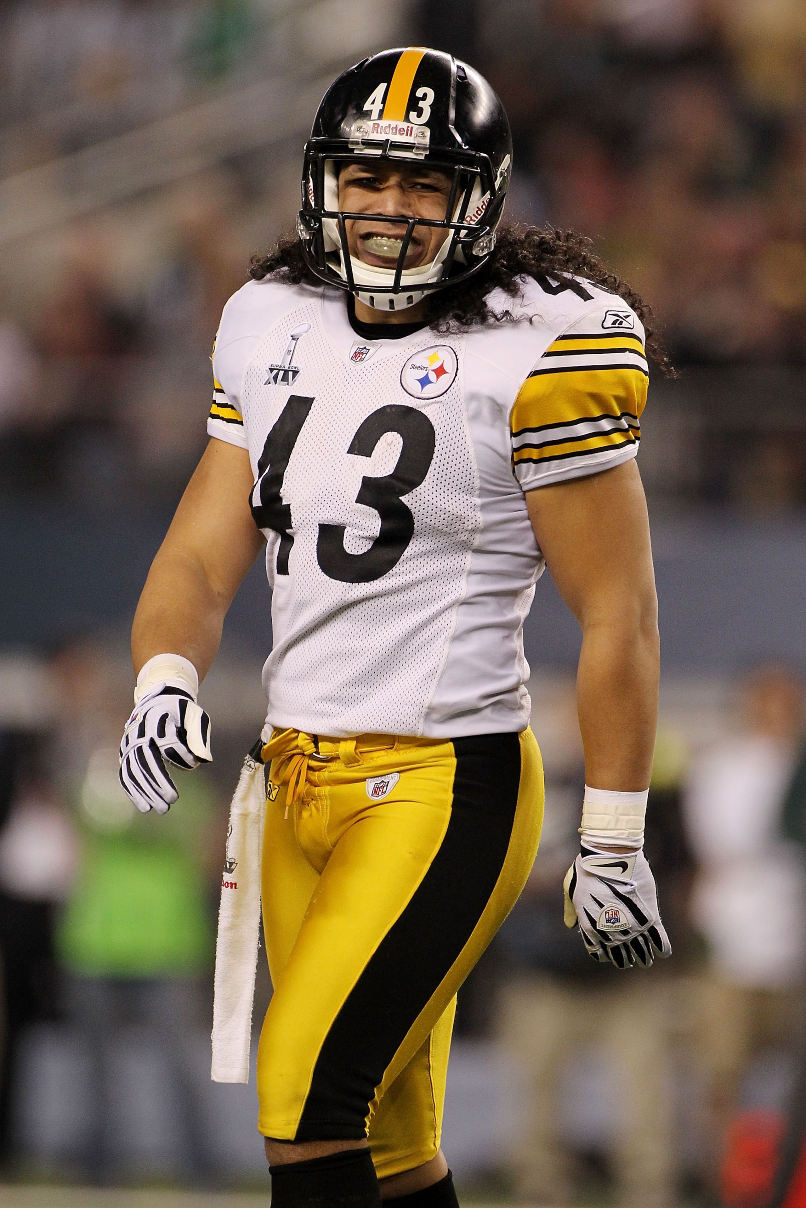 ARLINGTON, TX - FEBRUARY 06:  Troy Polamalu #43 of the Pittsburgh Steelers against the Green Bay Packers during Super Bowl XLV at Cowboys Stadium on February 6, 2011 in Arlington, Texas.  (Photo by Doug Pensinger/Getty Images)