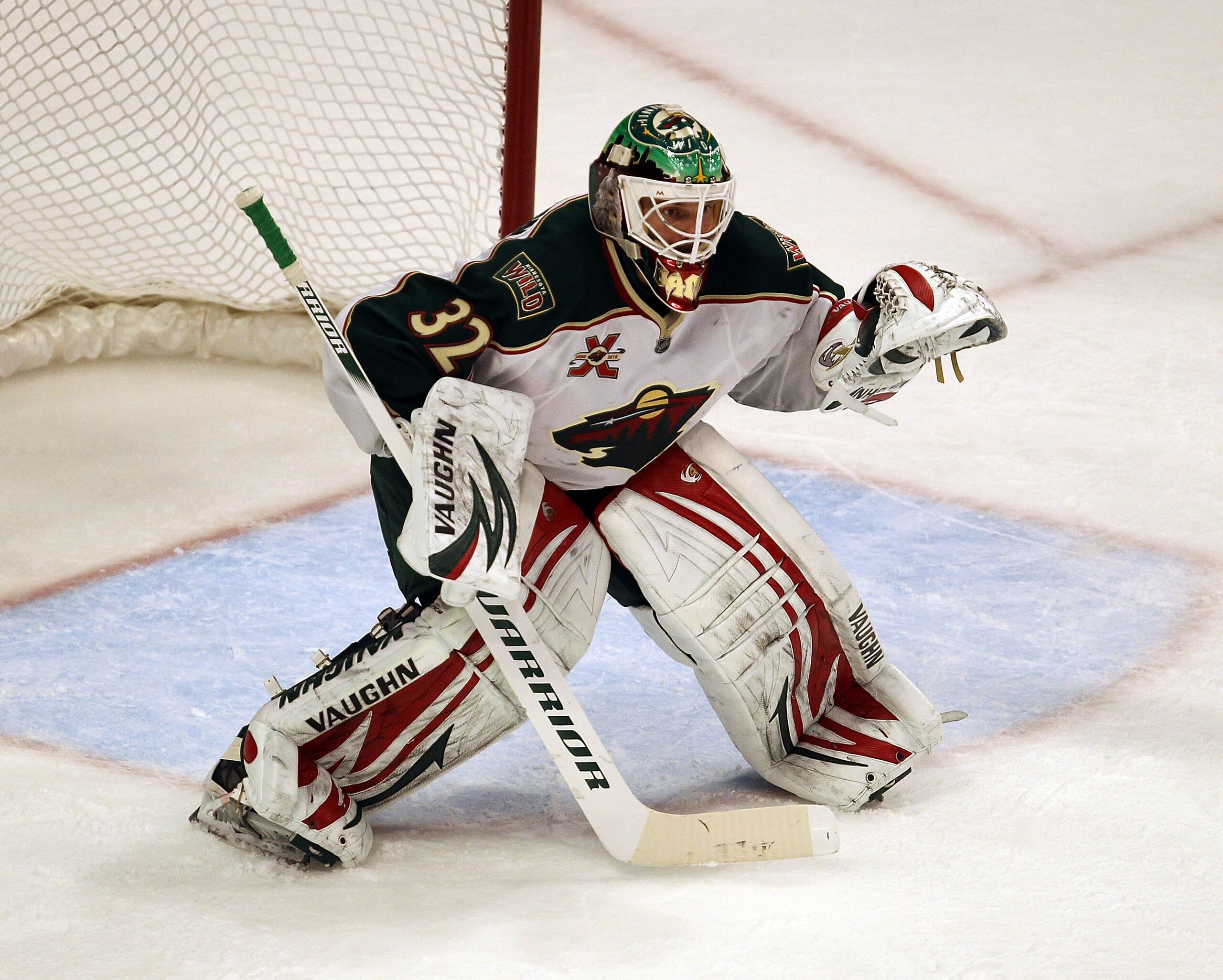CHICAGO, IL - JANUARY 25: Niklas Backstrom #32 of the Minnesota Wild sets to protect the goal against the Chicago Blackhawks at the United Center on January 25, 2011 in Chicago, Illinois. The Wild defeated the Blackhawks 4-2. (Photo by Jonathan Daniel/Get CHICAGO, IL - JANUARY 25: Niklas Backstrom #32 of the Minnesota Wild sets to protect the goal against the Chicago Blackhawks at the United Center on January 25, 2011 in Chicago, Illinois. The Wild defeated the Blackhawks 4-2. (Photo by Jonathan Daniel/Get