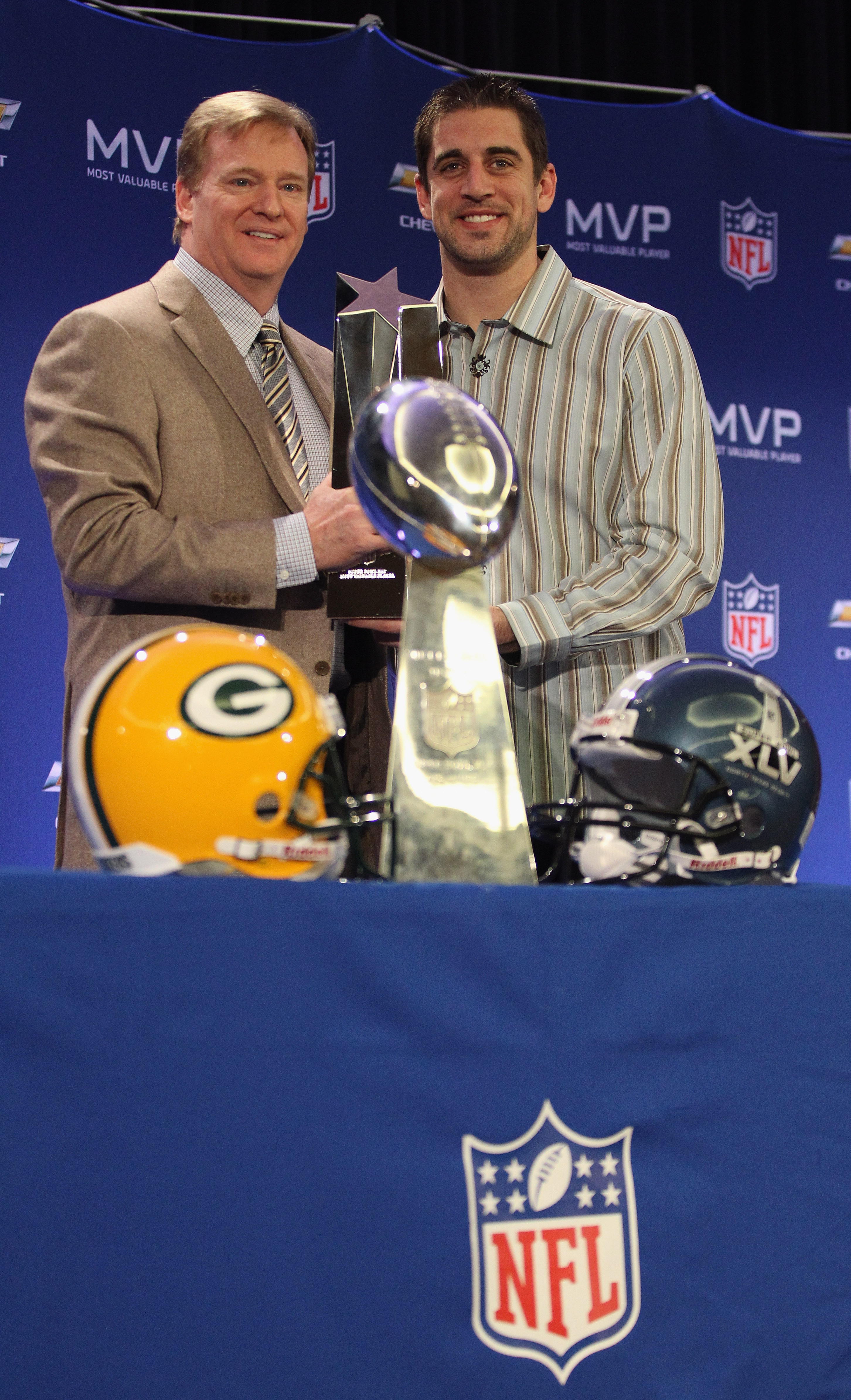 Aaron Rodgers wins PFWA's MVP for the 2021 season - Acme Packing