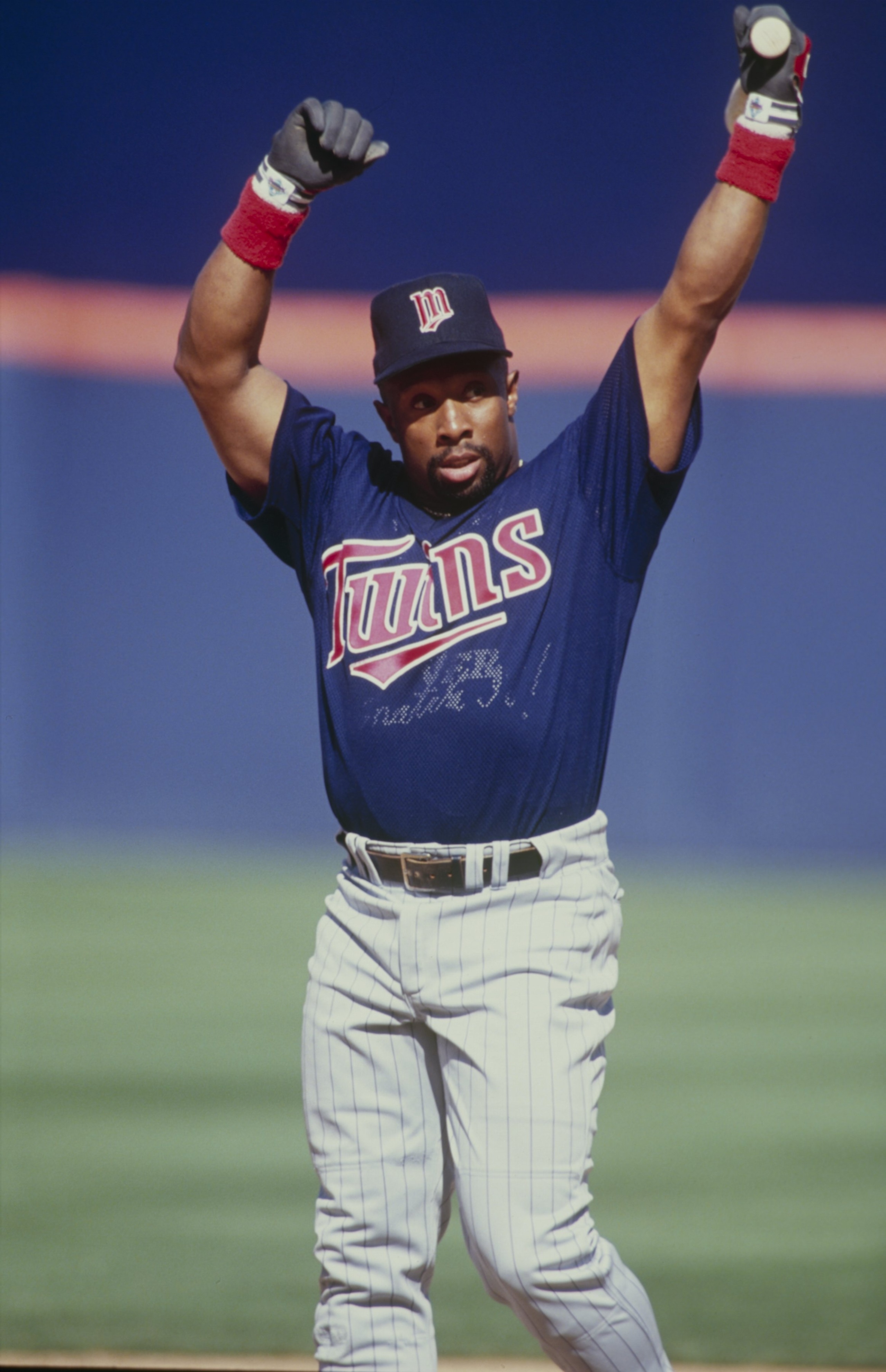 SAN DIEGO - JULY 13:  Kirby Puckett looks on prior to the 1992 MLB All-Star Game at Jack Murphy Stadium on July 13, 1992 in San Diego, California. (Photo by Jed Jacobsohn/Getty Images)