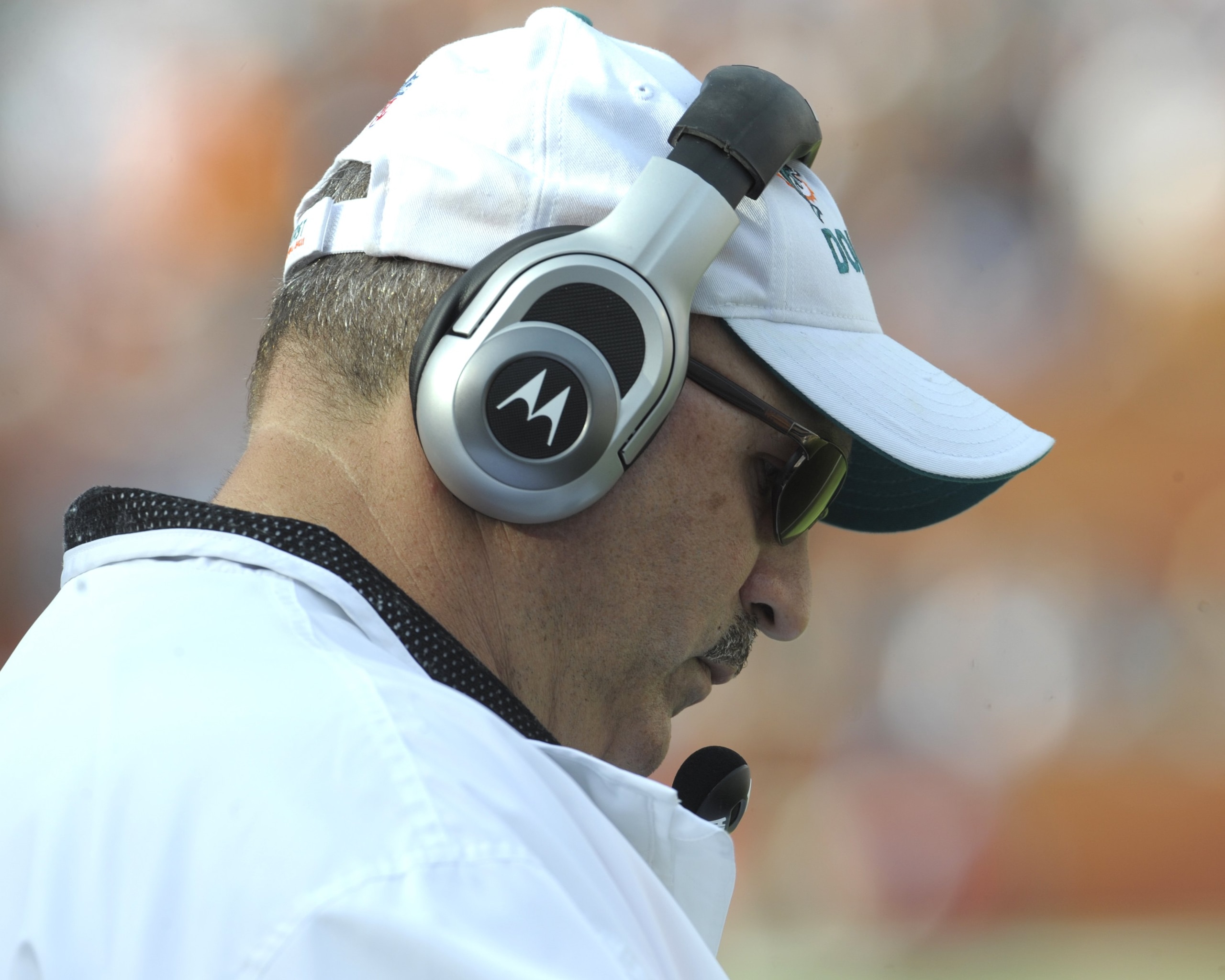 MIAMI, FL - JANUARY 4:  Coach Tony Sparano of the Miami Dolphins directs play against the Baltimore Ravens in an NFL Wildcard Playoff Game at Dolphins Stadium on January 4, 2009 in Miami, Florida.  (Photo by Al Messerschmidt/Getty Images)