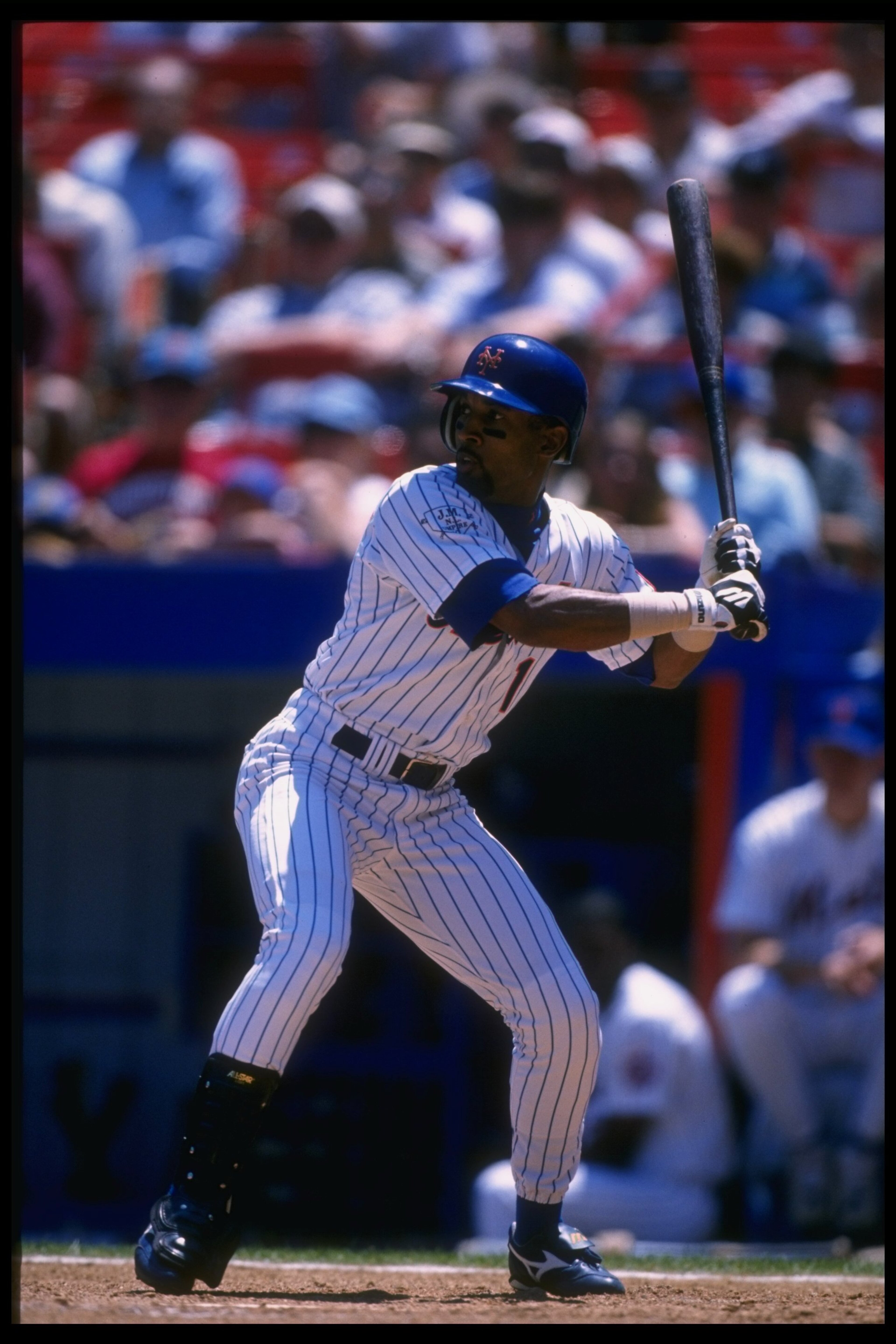 26 Jun 1996:  Outfielder Lance Johnson of the New York Mets prepares to swing during a game against the Colorado Rockies at Shea Stadium in Flushing, New York.  The Rockies won the game, 5-3. Mandatory Credit: Al Bello  /Allsport