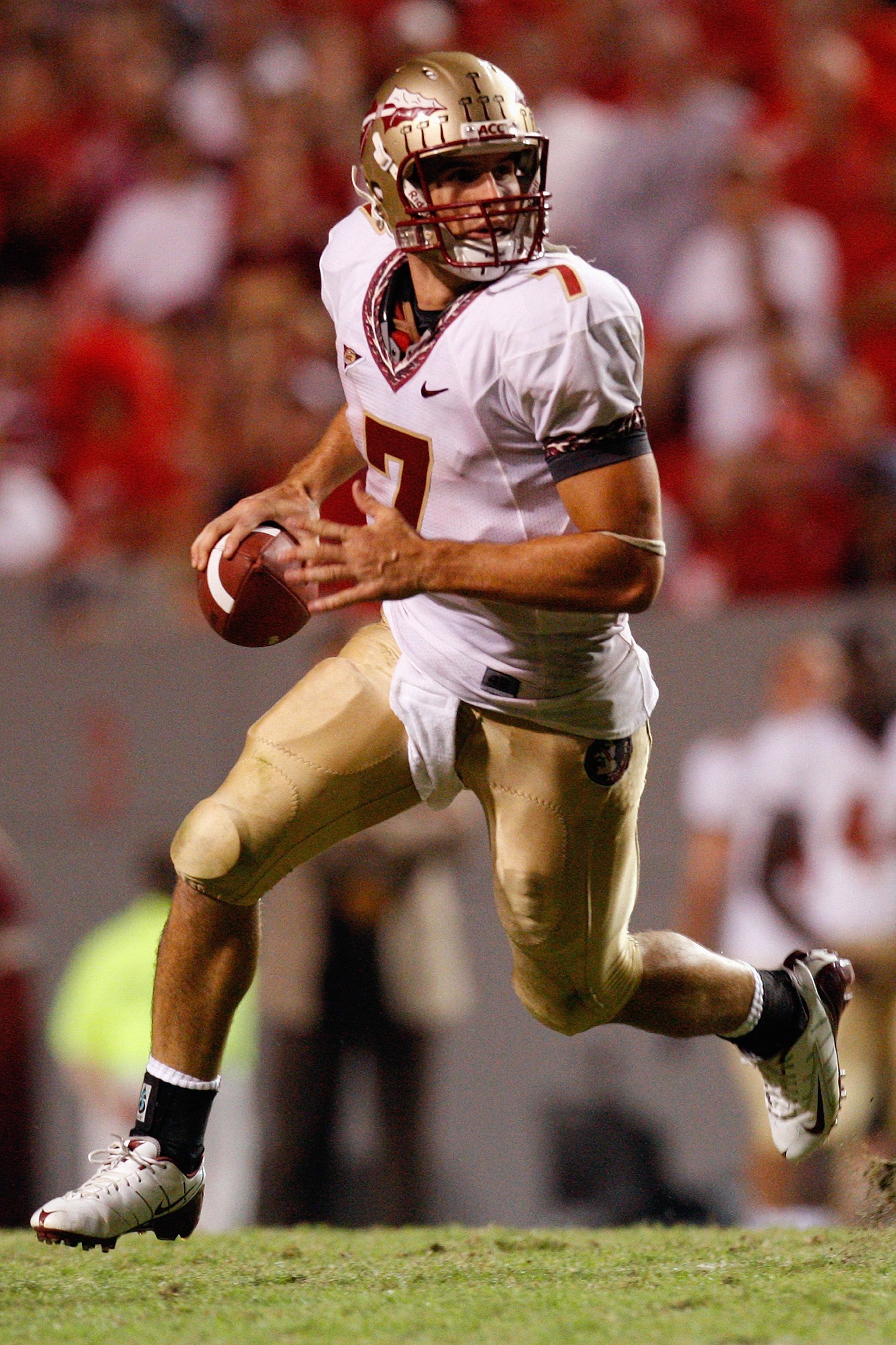 RALEIGH, NC - OCTOBER 16:  Christian Ponder #7 of the Florida State Seminoles runs with the ball during the game against the North Carolina State Wolfpack at Carter-Finley Stadium on October 16, 2008 in Raleigh, North Carolina.  (Photo by Kevin C. Cox/Get
