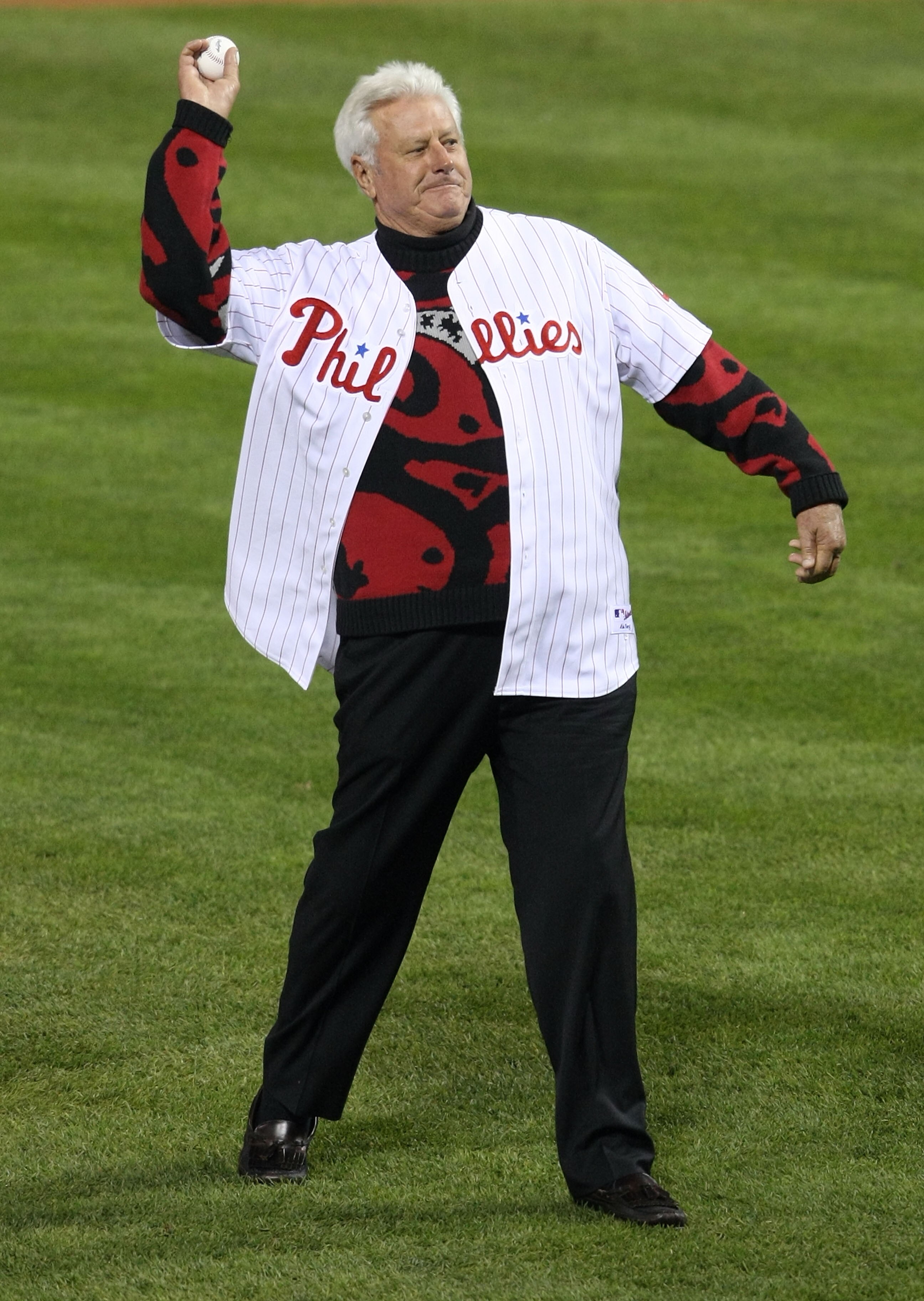 PHILADELPHIA - OCTOBER 21:  Dallas Greene throws out the first pitch before the Philadelphia Phillies take on the Los Angeles Dodgers in Game Five of the NLCS during the 2009 MLB Playoffs at Citizens Bank Park on October 21, 2009 in Philadelphia, Pennsylv