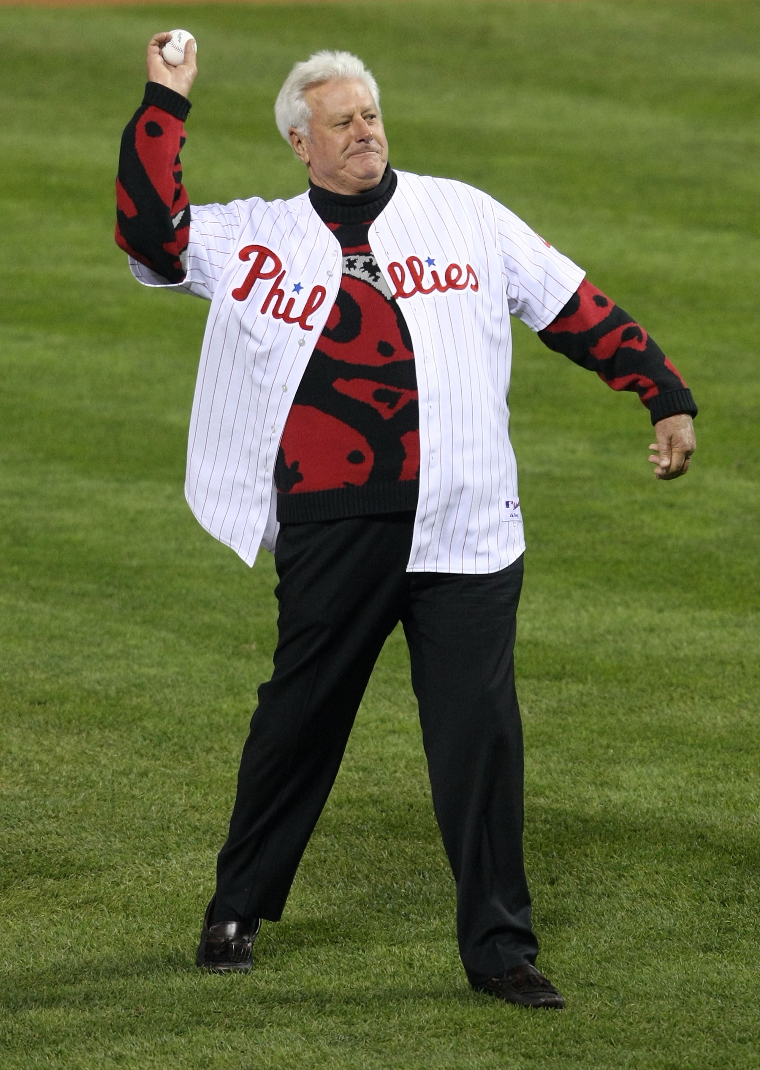 PHILADELPHIA - OCTOBER 21:  Dallas Greene throws out the first pitch before the Philadelphia Phillies take on the Los Angeles Dodgers in Game Five of the NLCS during the 2009 MLB Playoffs at Citizens Bank Park on October 21, 2009 in Philadelphia, Pennsylv