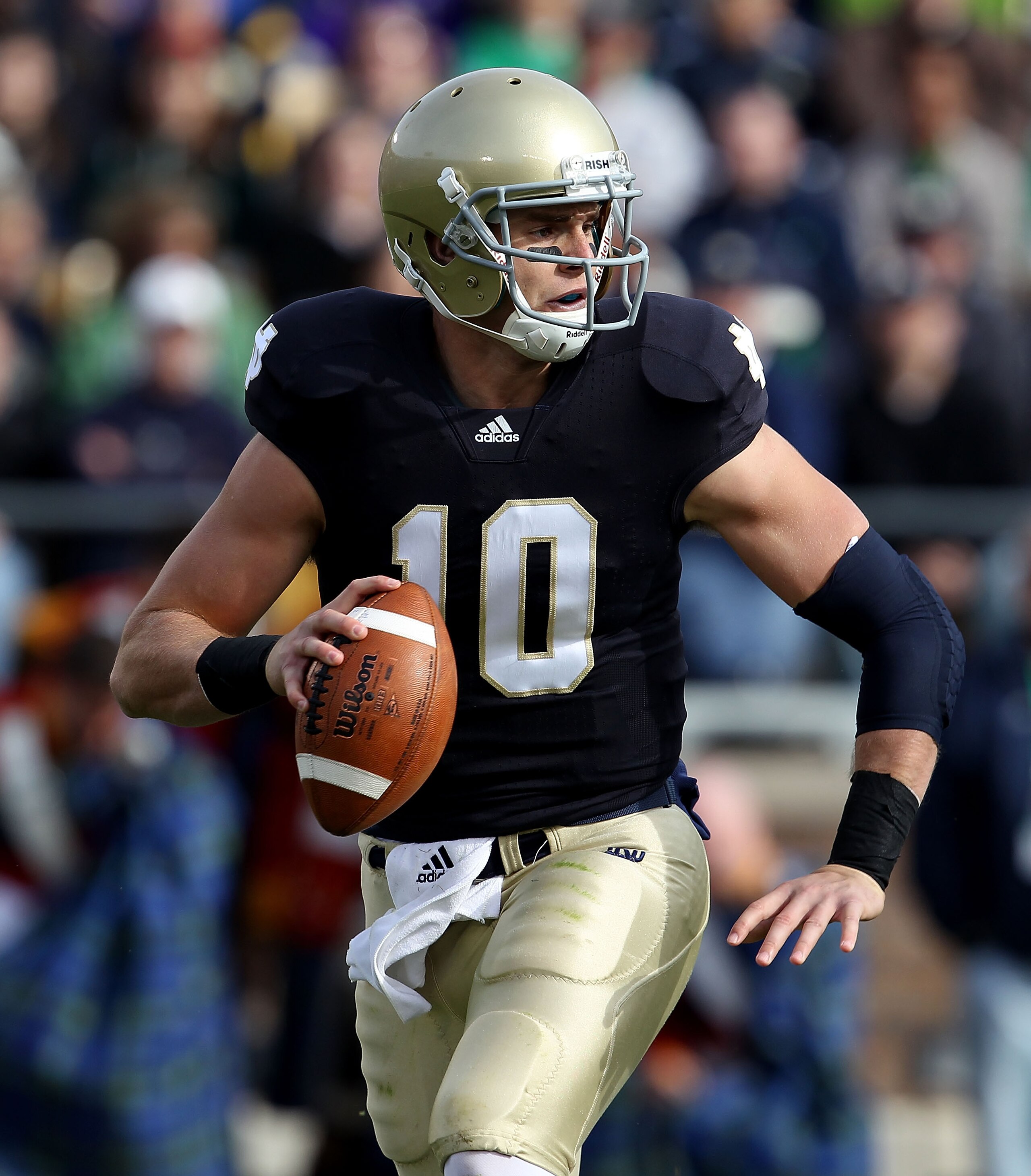 SOUTH BEND, IN - OCTOBER 30: Dayne Crist #10 of the Notre Dame Fighting Irish looks for a receiver against the Tulsa Golden Hurricane at Notre Dame Stadium on October 30, 2010 in South Bend, Indiana. Tulsa defeated Notre Dame 28-27. (Photo by Jonathan Dan SOUTH BEND, IN - OCTOBER 30: Dayne Crist #10 of the Notre Dame Fighting Irish looks for a receiver against the Tulsa Golden Hurricane at Notre Dame Stadium on October 30, 2010 in South Bend, Indiana. Tulsa defeated Notre Dame 28-27. (Photo by Jonathan Dan