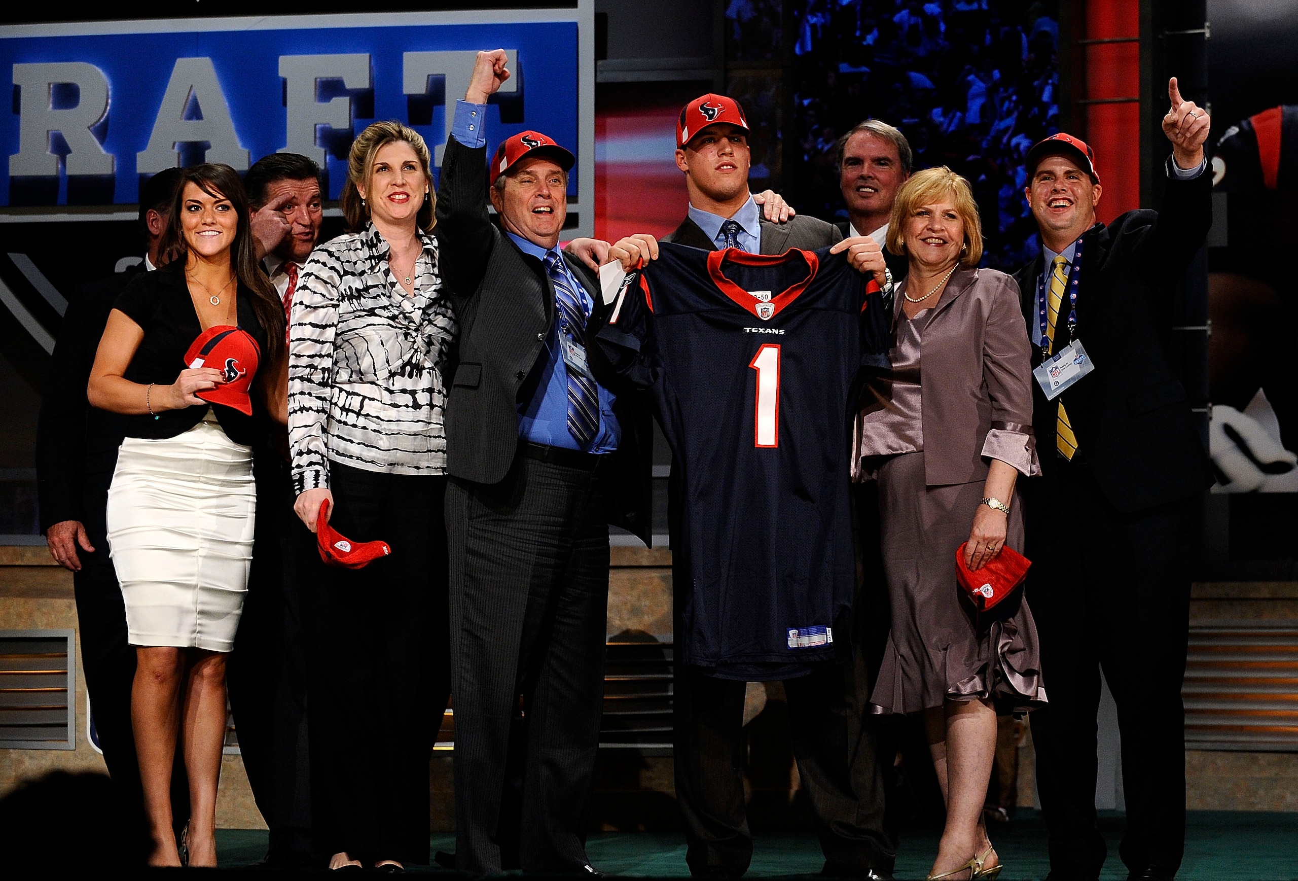 NEW YORK - APRIL 25:  Houston Texans #15 draft pick Brian Cushing poses with his family at Radio City Music Hall for the 2009 NFL Draft on April 25, 2009 in New York City  (Photo by Jeff Zelevansky/Getty Images)