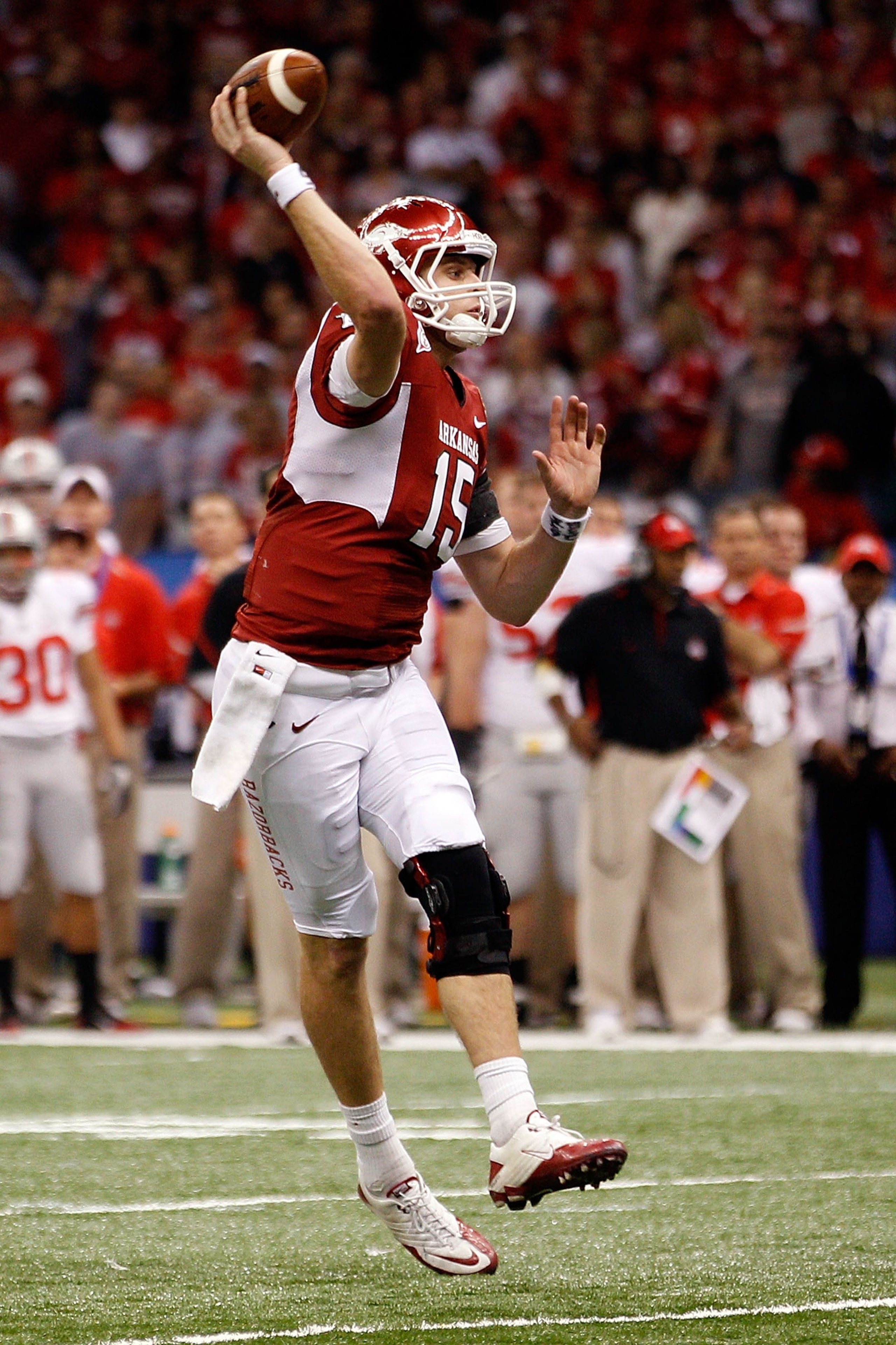 NEW ORLEANS, LA - JANUARY 04: Ryan Mallett #15 of the Arkansas Razorbacks looks to pass against the Ohio State Buckeyes during the Allstate Sugar Bowl at the Louisiana Superdome on January 4, 2011 in New Orleans, Louisiana. (Photo by Chris Graythen/Gett NEW ORLEANS, LA - JANUARY 04: Ryan Mallett #15 of the Arkansas Razorbacks looks to pass against the Ohio State Buckeyes during the Allstate Sugar Bowl at the Louisiana Superdome on January 4, 2011 in New Orleans, Louisiana. (Photo by Chris Graythen/Gett