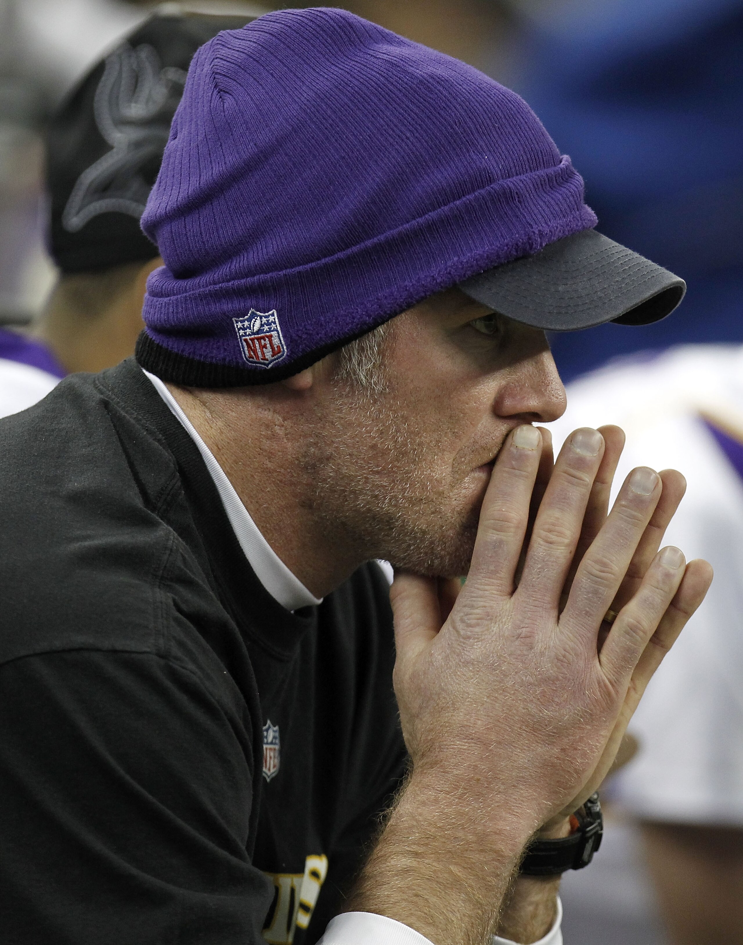DETROIT, MI - JANUARY 02: Brett Favre #4 of the Minnesota Vikings looks on from the bench while playing the Detroit Lions at Ford Field on January 2, 2011 in Detroit, Michigan. (Photo by Gregory Shamus/Getty Images) DETROIT, MI - JANUARY 02: Brett Favre #4 of the Minnesota Vikings looks on from the bench while playing the Detroit Lions at Ford Field on January 2, 2011 in Detroit, Michigan. (Photo by Gregory Shamus/Getty Images)
