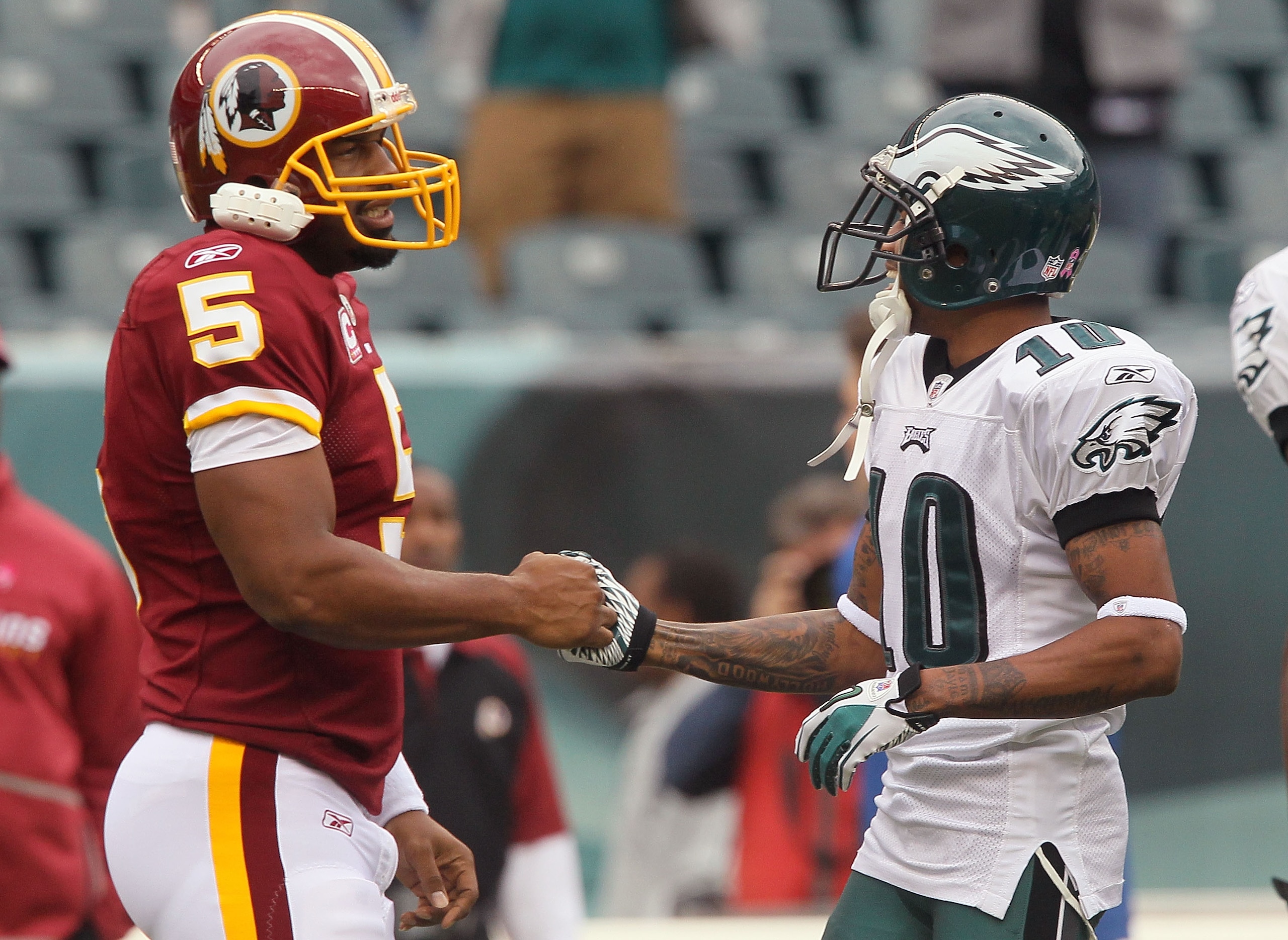 PHILADELPHIA - OCTOBER 03:  Donovan McNabb #5 of the Washington Redskins greets DeSean Jackson #10 of the Philadelphia Eagles prior to their game on October 3, 2010 at Lincoln Financial Field in Philadelphia, Pennsylvania.  (Photo by Jim McIsaac/Getty Ima