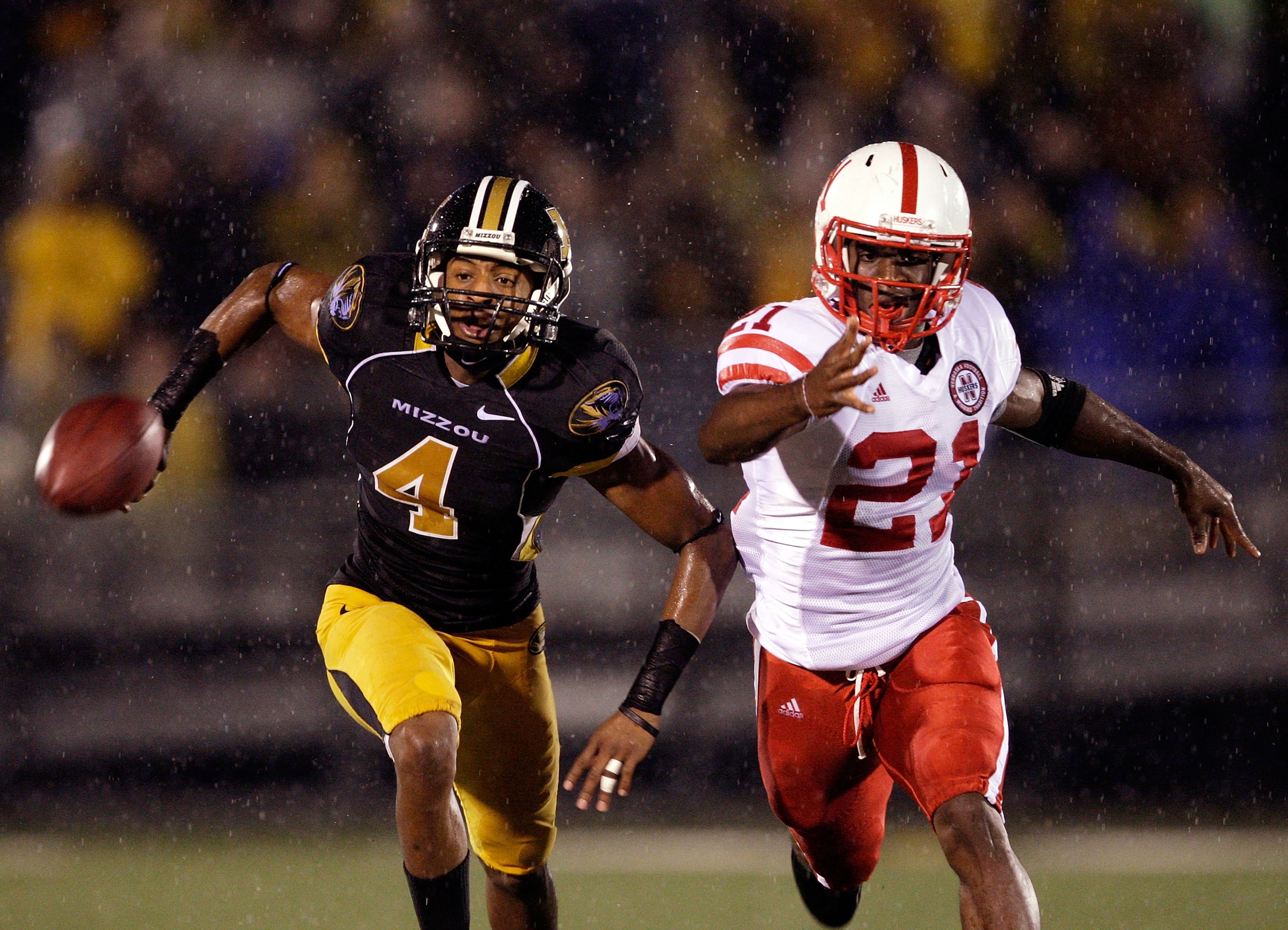 COLUMBIA, MO - OCTOBER 08:  Receiver Jared Parry #4 of the Missouri Tigers and Prince Amukamara #21 of the Nebraska Cornhuskers chase an overthrown ball during the game on October 8, 2009 at Faurot Field/Memorial Stadium in Columbia, Missouri.  (Photo by