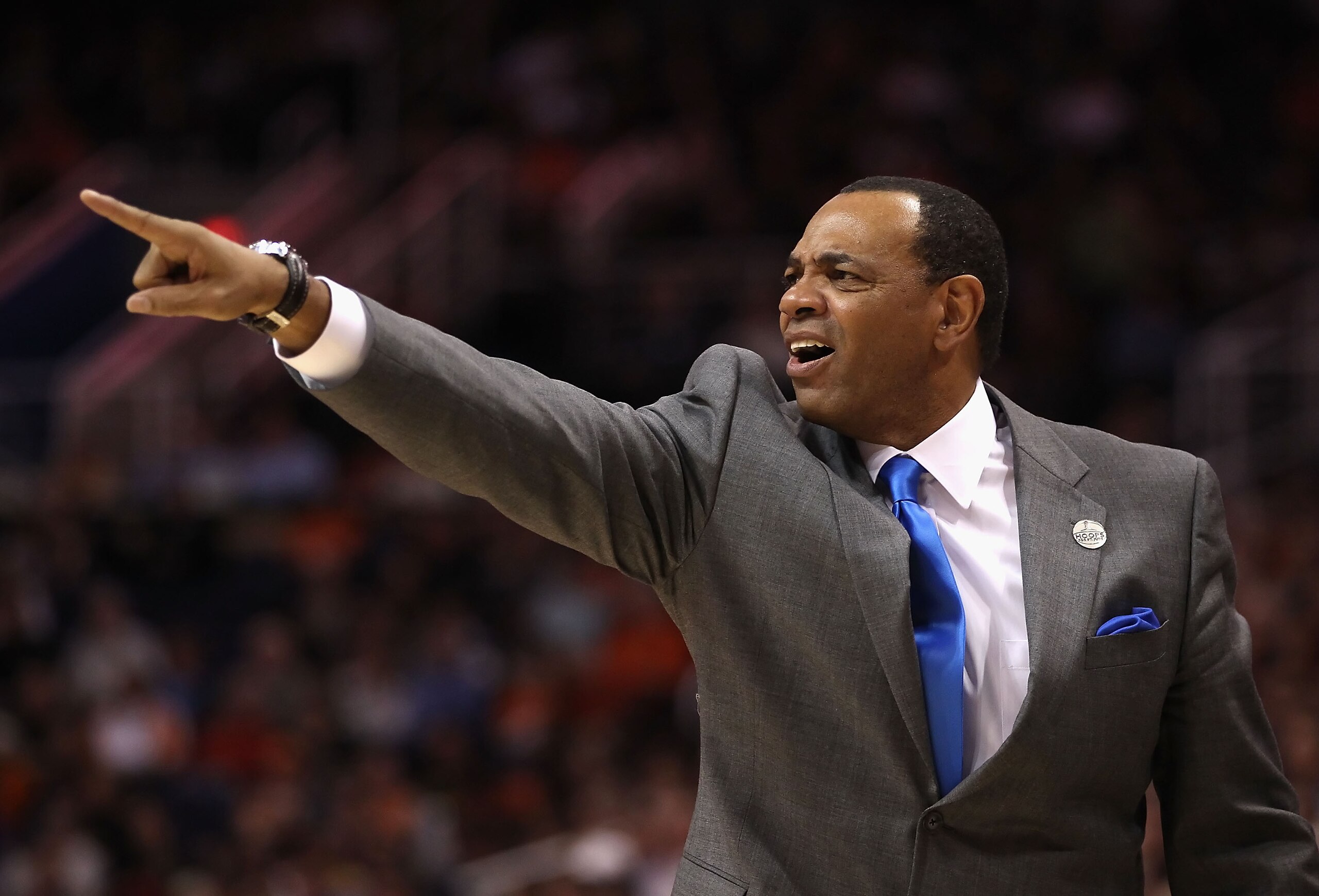 PHOENIX - DECEMBER 08:  Head coach Lionel Hollins of the Memphis Grizzlies during the NBA game against the Phoenix Suns at US Airways Center on December 8, 2010 in Phoenix, Arizona. The Grizzlies defeated the Suns 104-98 in overtime.  NOTE TO USER: User e