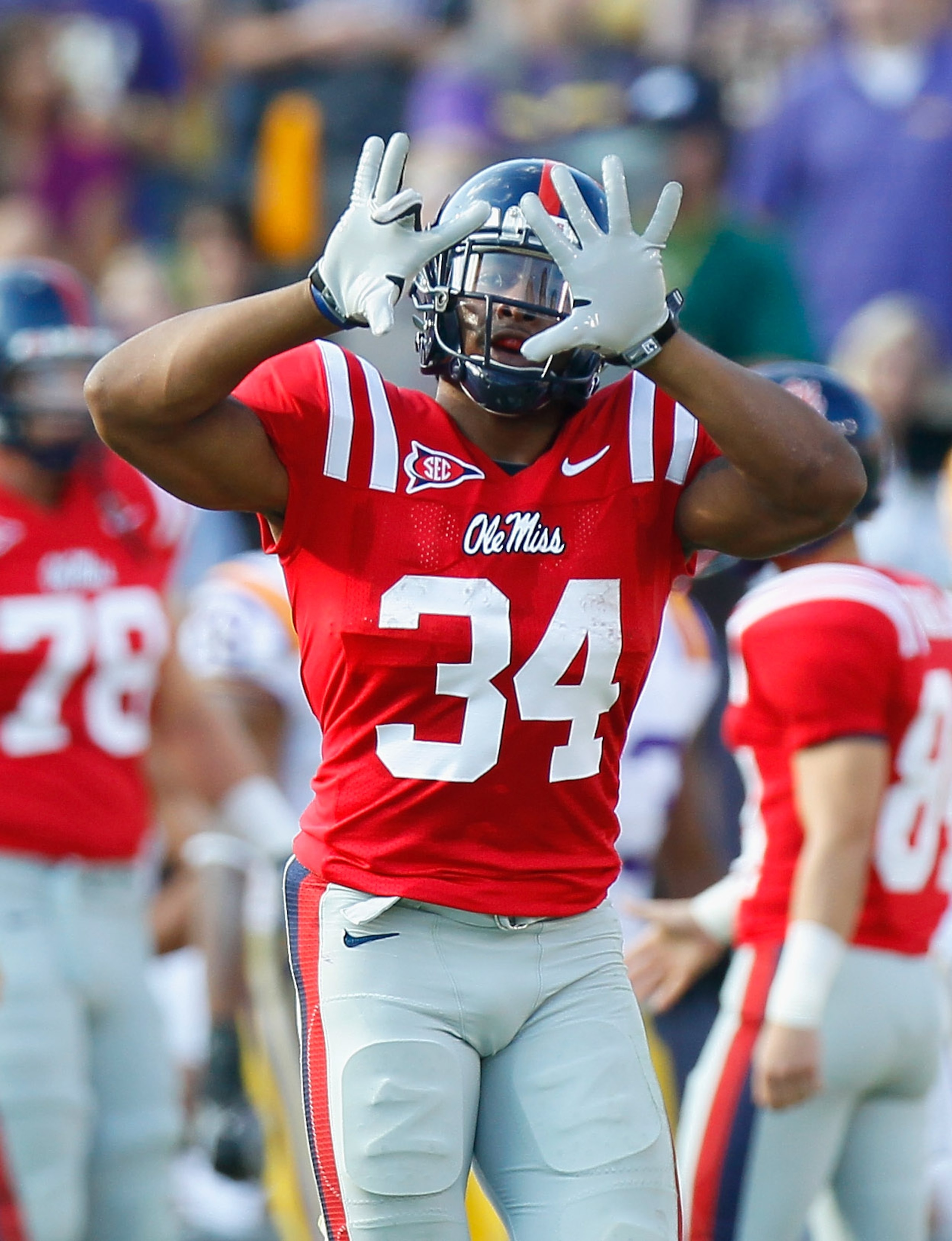 BATON ROUGE, LA - NOVEMBER 20:  Brandon Bolden #34 of the Ole Miss Rebels against the Louisiana State University Tigers at Tiger Stadium on November 20, 2010 in Baton Rouge, Louisiana.  (Photo by Kevin C. Cox/Getty Images)
