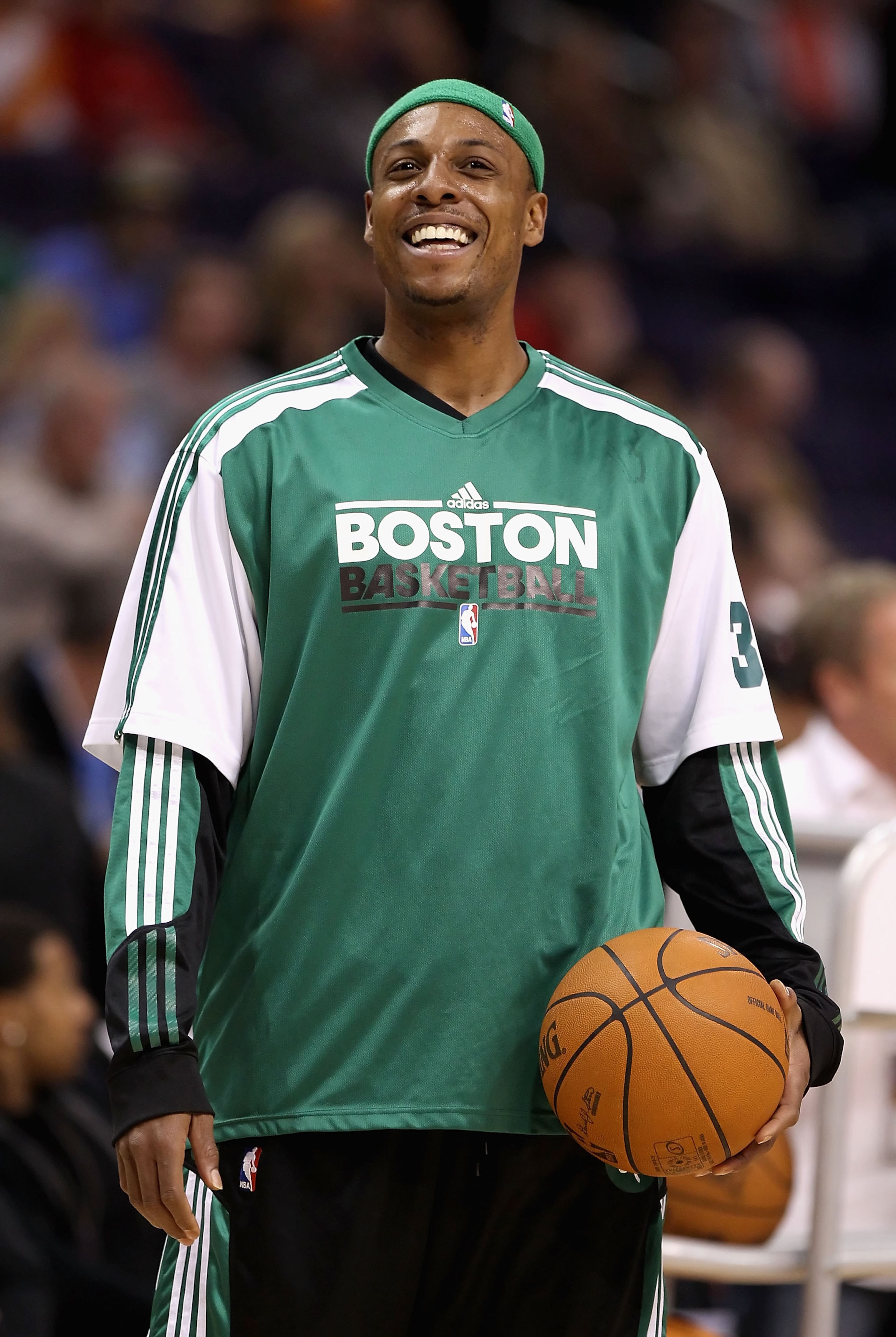 PHOENIX, AZ - JANUARY 28:  Paul Pierce #34 of the Boston Celtics warm up before the NBA game against the Phoenix Suns at US Airways Center on January 28, 2011 in Phoenix, Arizona. The Suns defeated the Celtics 88-71. NOTE TO USER: User expressly acknowled