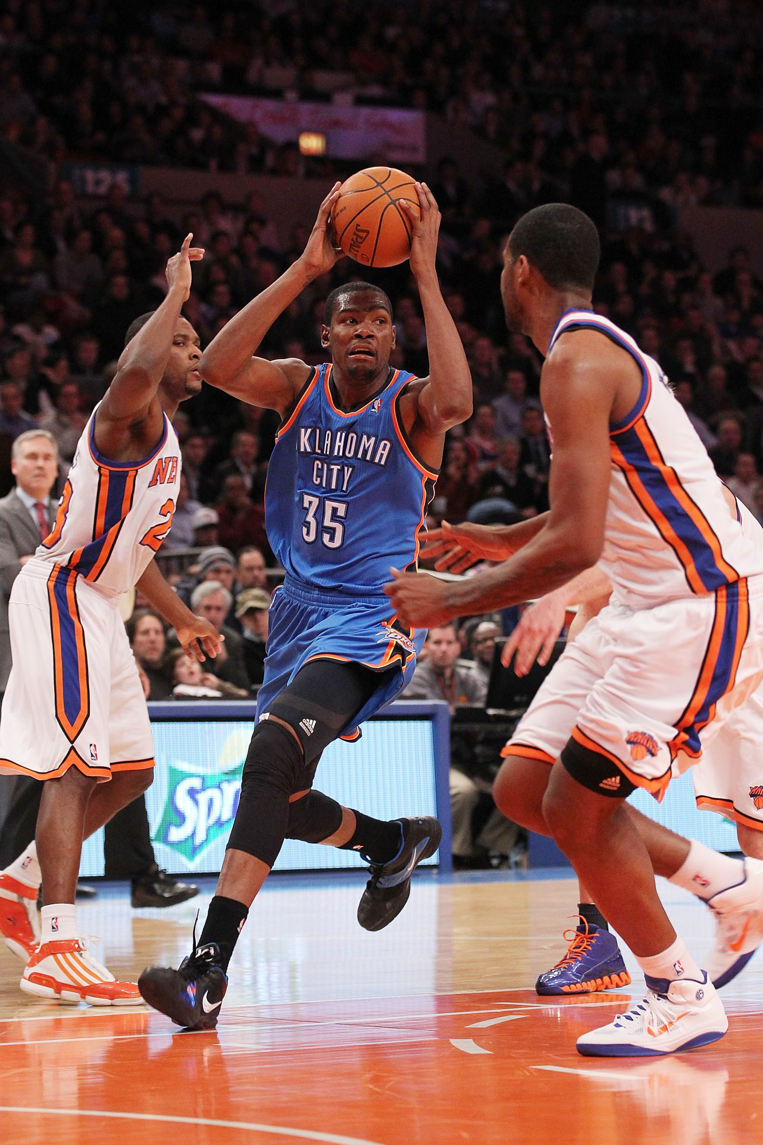 NEW YORK, NY - DECEMBER 22:  Kevin Durant #35 of the Oklahoma City Thunder drives against the New York Knicks at Madison Square Garden on December 22, 2010 in New York City.   NOTE TO USER: User expressly acknowledges and agrees that, by downloading and/o