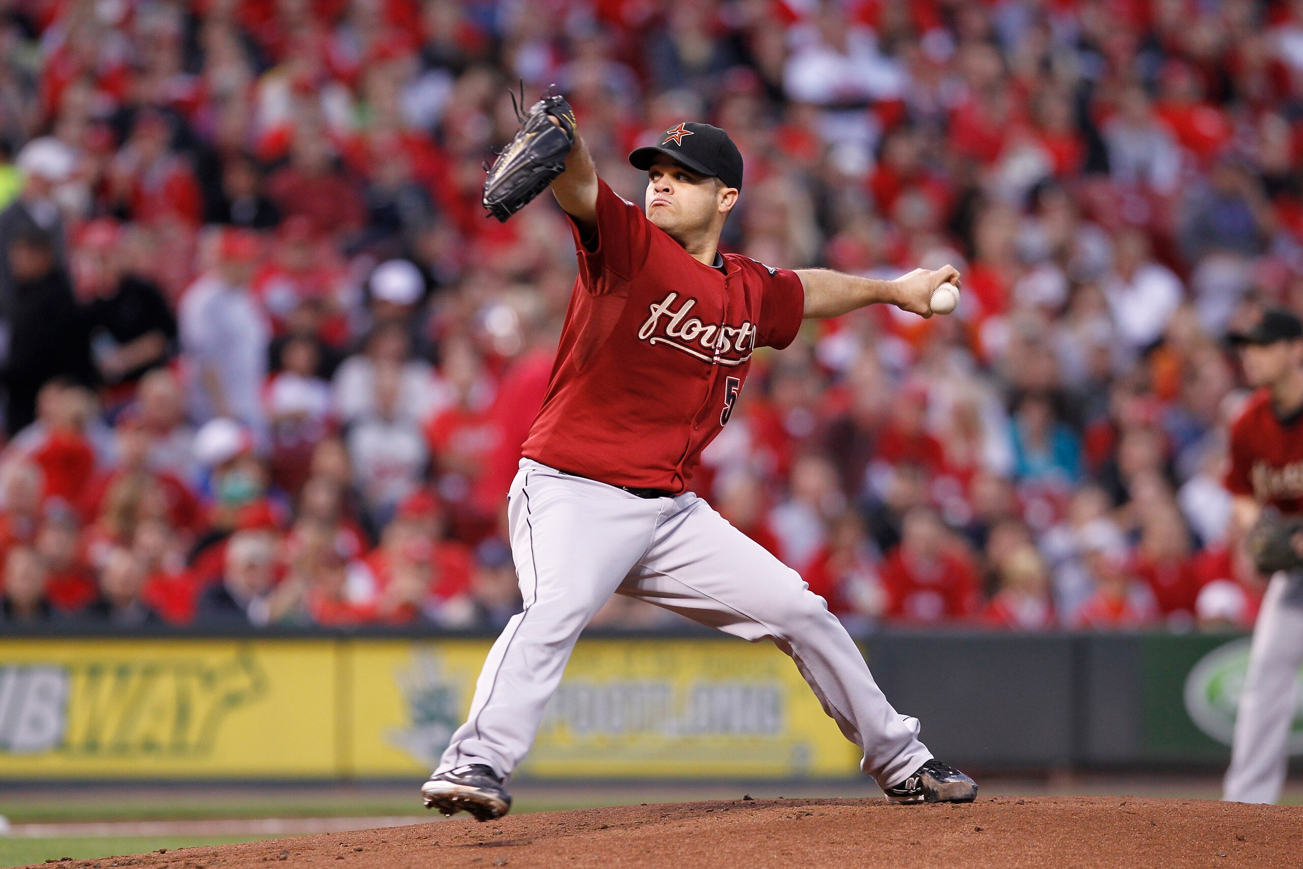 CINCINNATI, OH - SEPTEMBER 28: Wandy Rodriguez #51 of the Houston Astros pitches against the Cincinnati Reds at Great American Ball Park on September 28, 2010 in Cincinnati, Ohio. The Reds won 3-2 to clinch the NL Central Division title. (Photo by Joe Rob