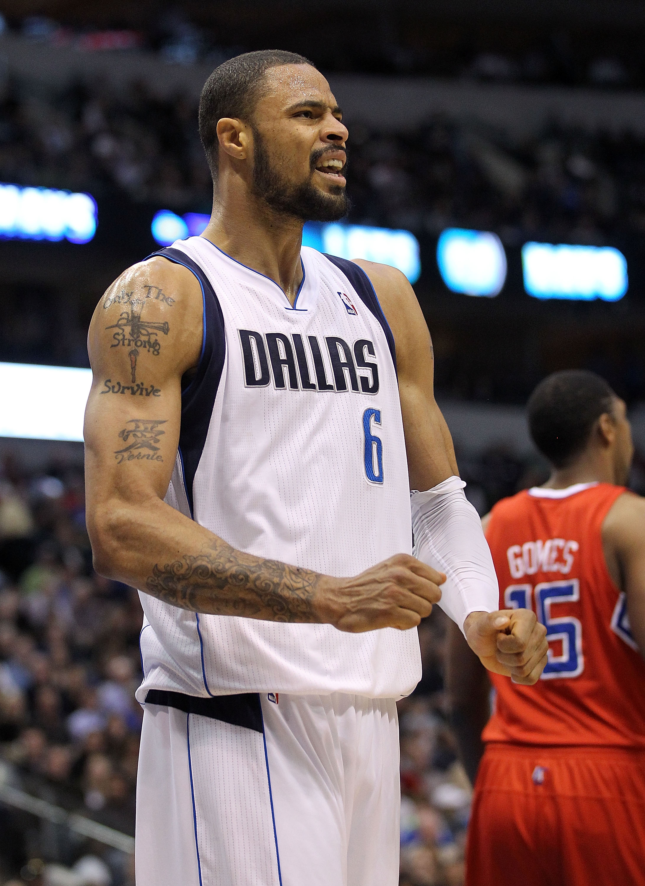 DALLAS, TX - JANUARY 25:  Center Tyson Chandler #6 of the Dallas Mavericks at American Airlines Center on January 25, 2011 in Dallas, Texas.  NOTE TO USER: User expressly acknowledges and agrees that, by downloading and or using this photograph, User is c