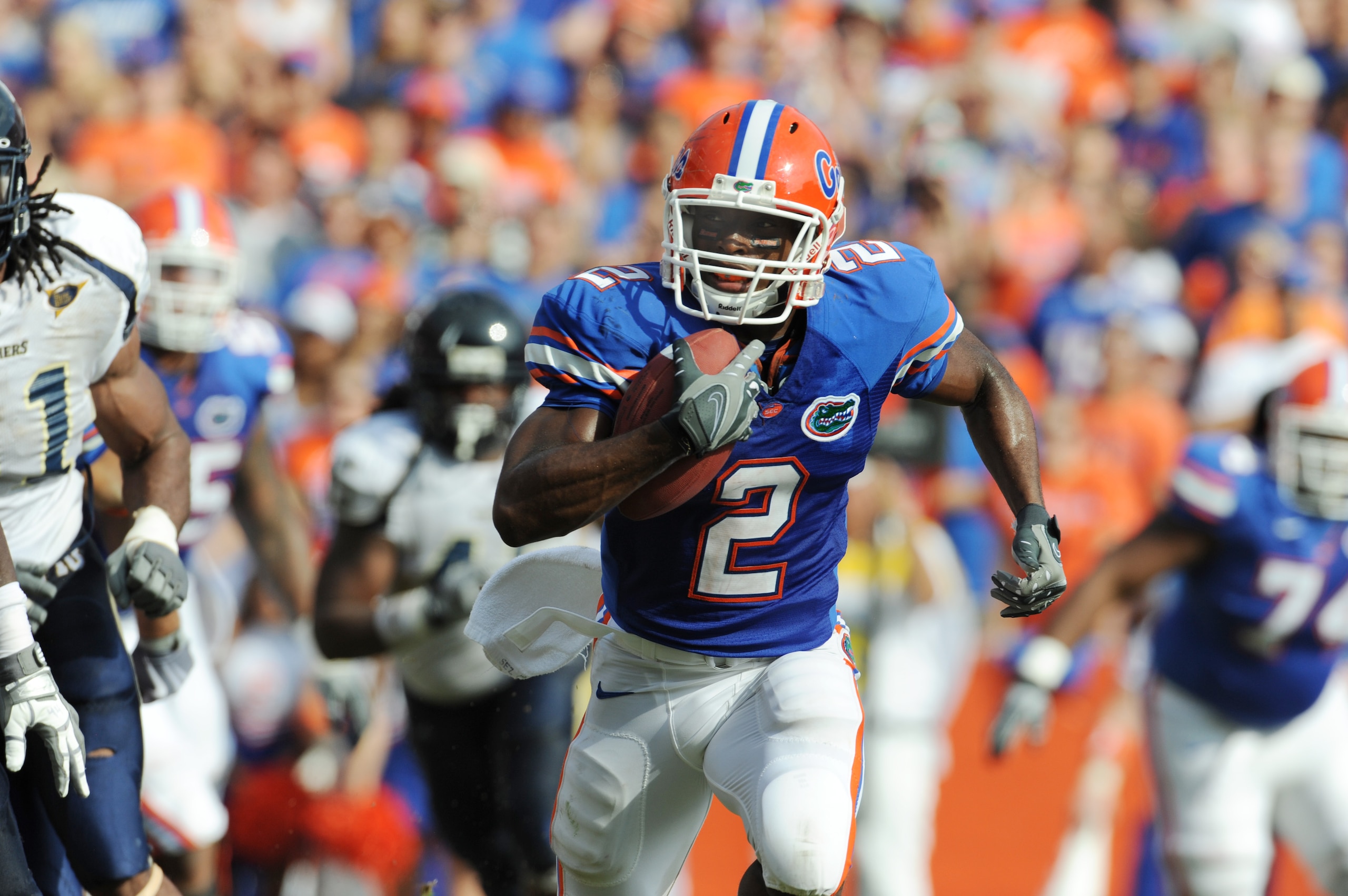 GAINESVILLE, FL - NOVEMBER 21: Running back Jeff Demps #2 of the Florida Gators rushes upfield for a touchdown against the Florida International University Golden Panthers, November 21, 2009 at Ben Hill Griffin Stadium in Gainesville, Florida.  (Photo by